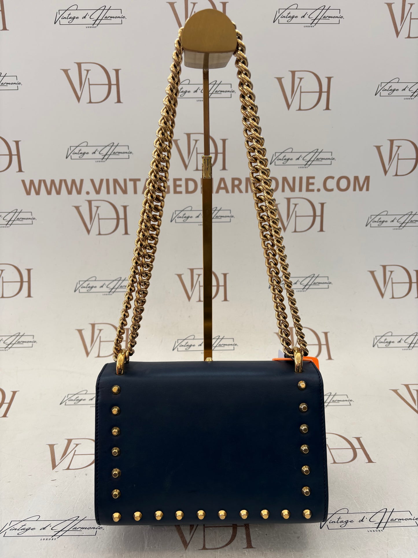 384062 - Gucci Padlock
