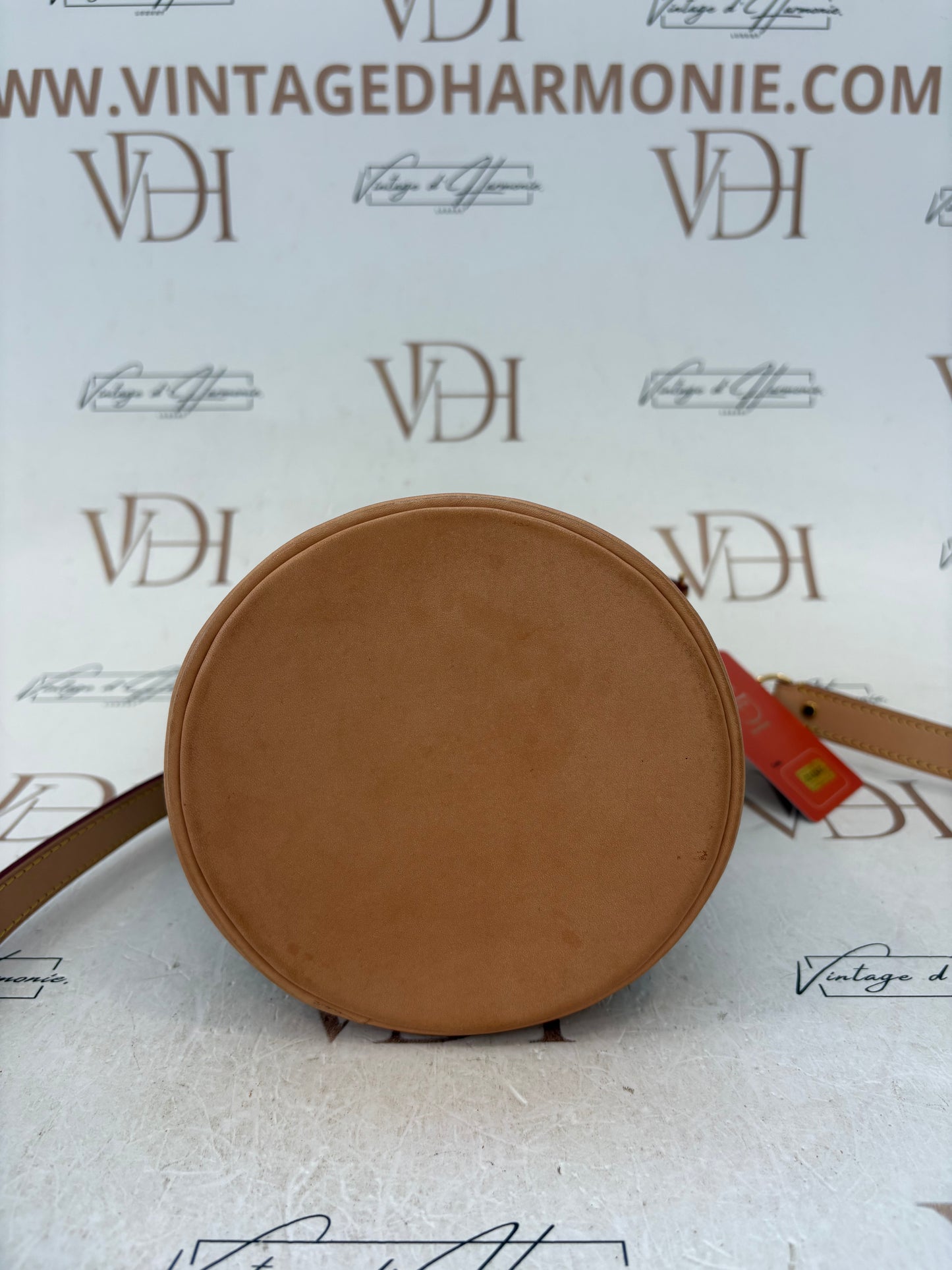 018547 - Louis Vuitton Duffle