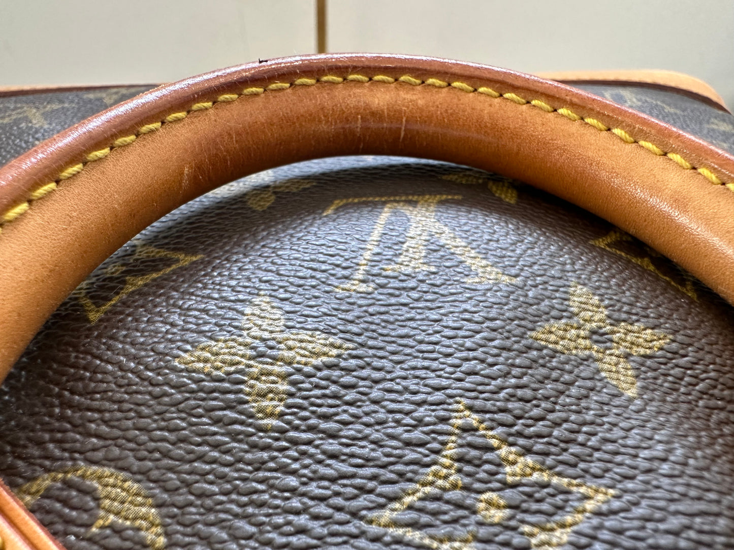 Louis Vuitton Alma