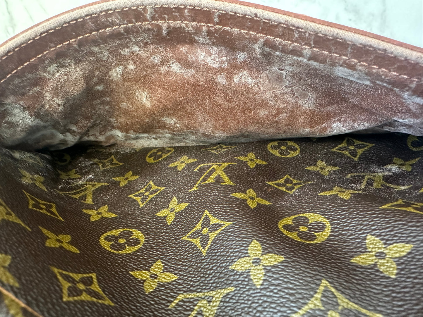 Louis Vuitton Trocadero 27