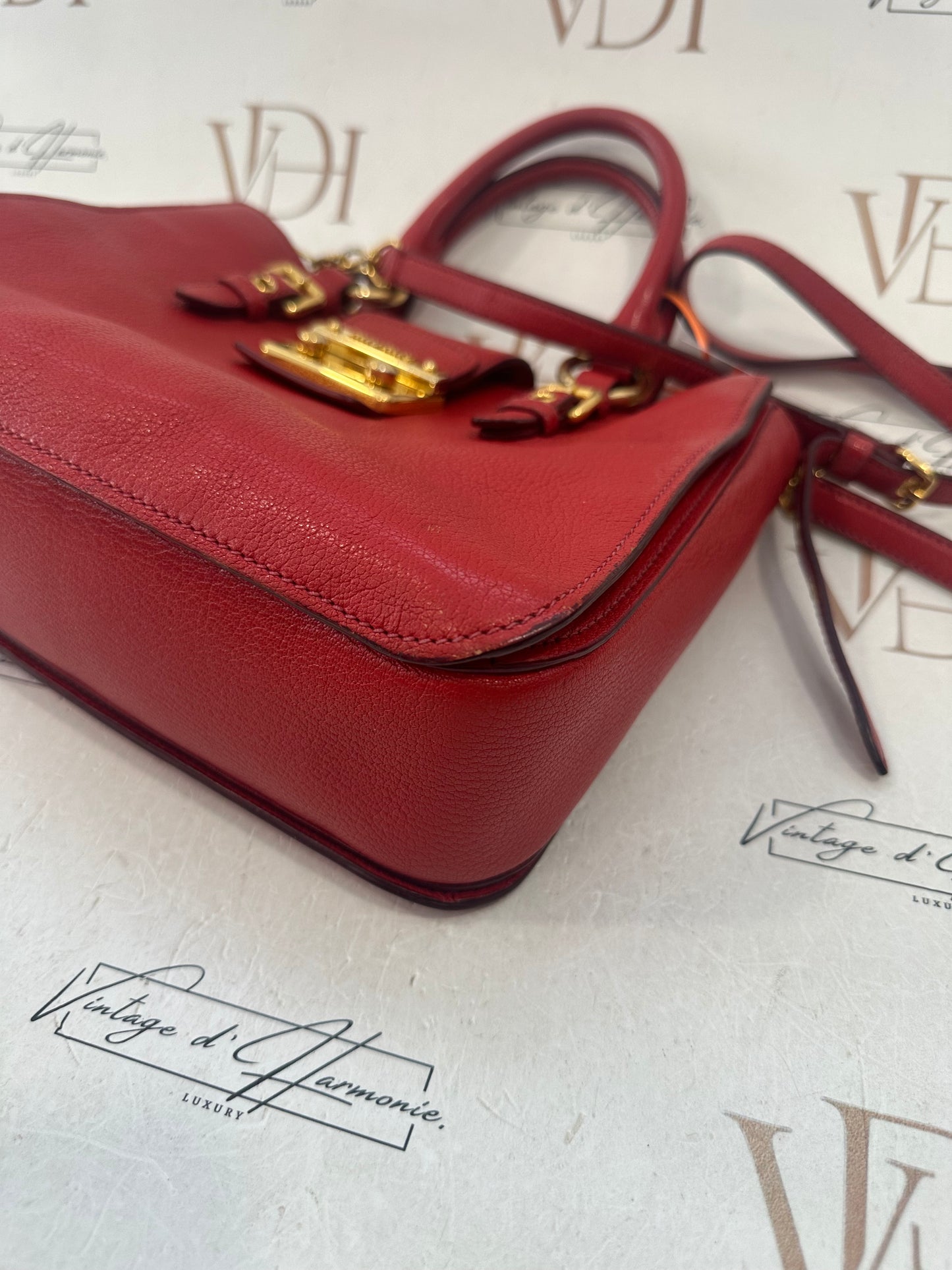 383859 - Miumiu