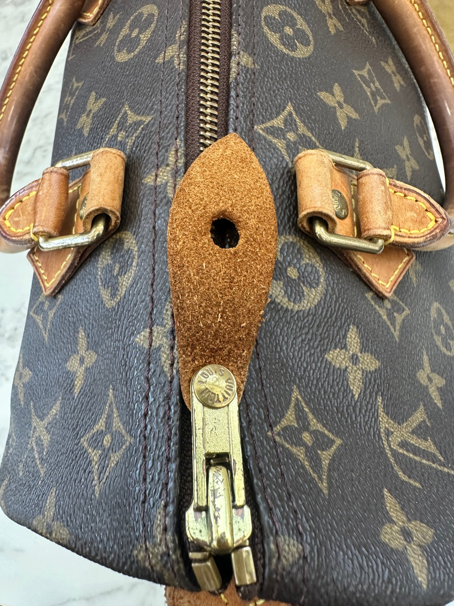 Louis Vuitton Speedy 30