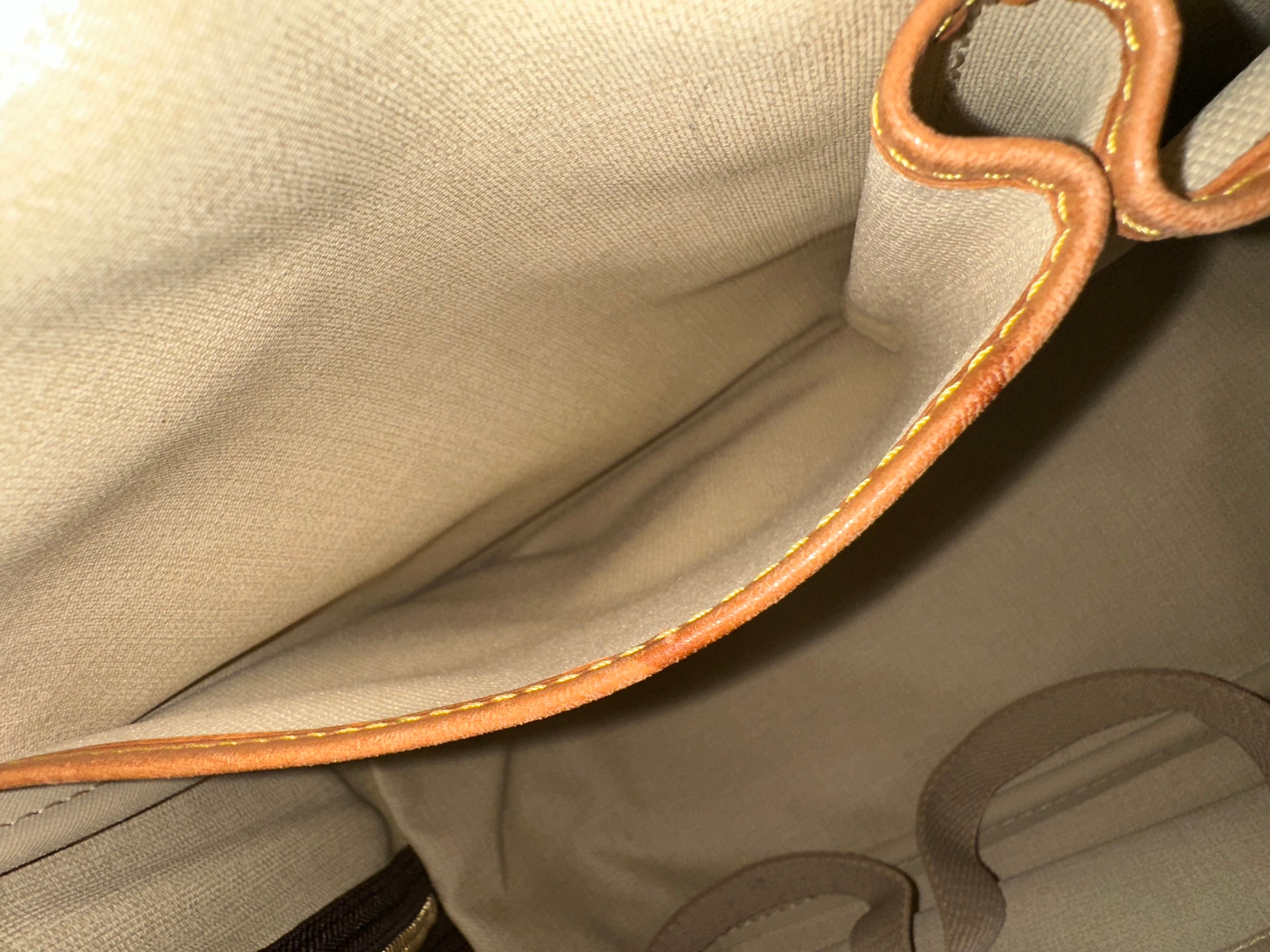 Louis Vuitton Deauville