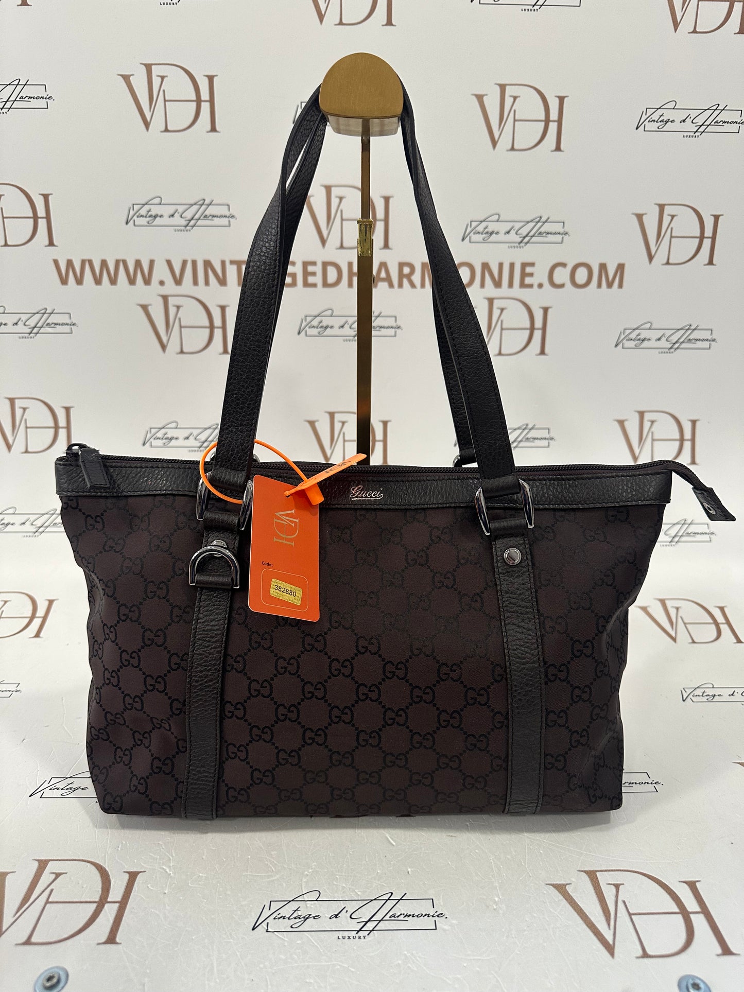 382880 - Gucci