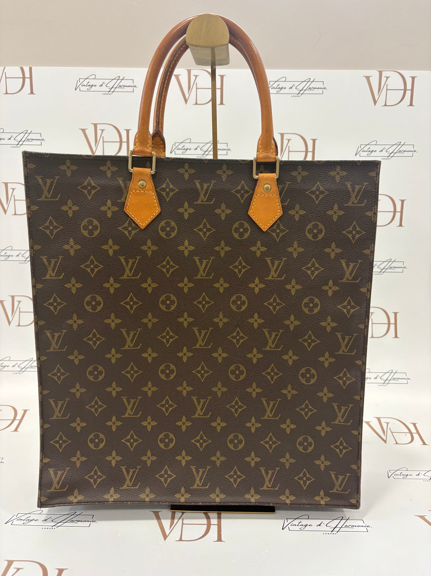 018786 - Louis Vuitton Sac Plat