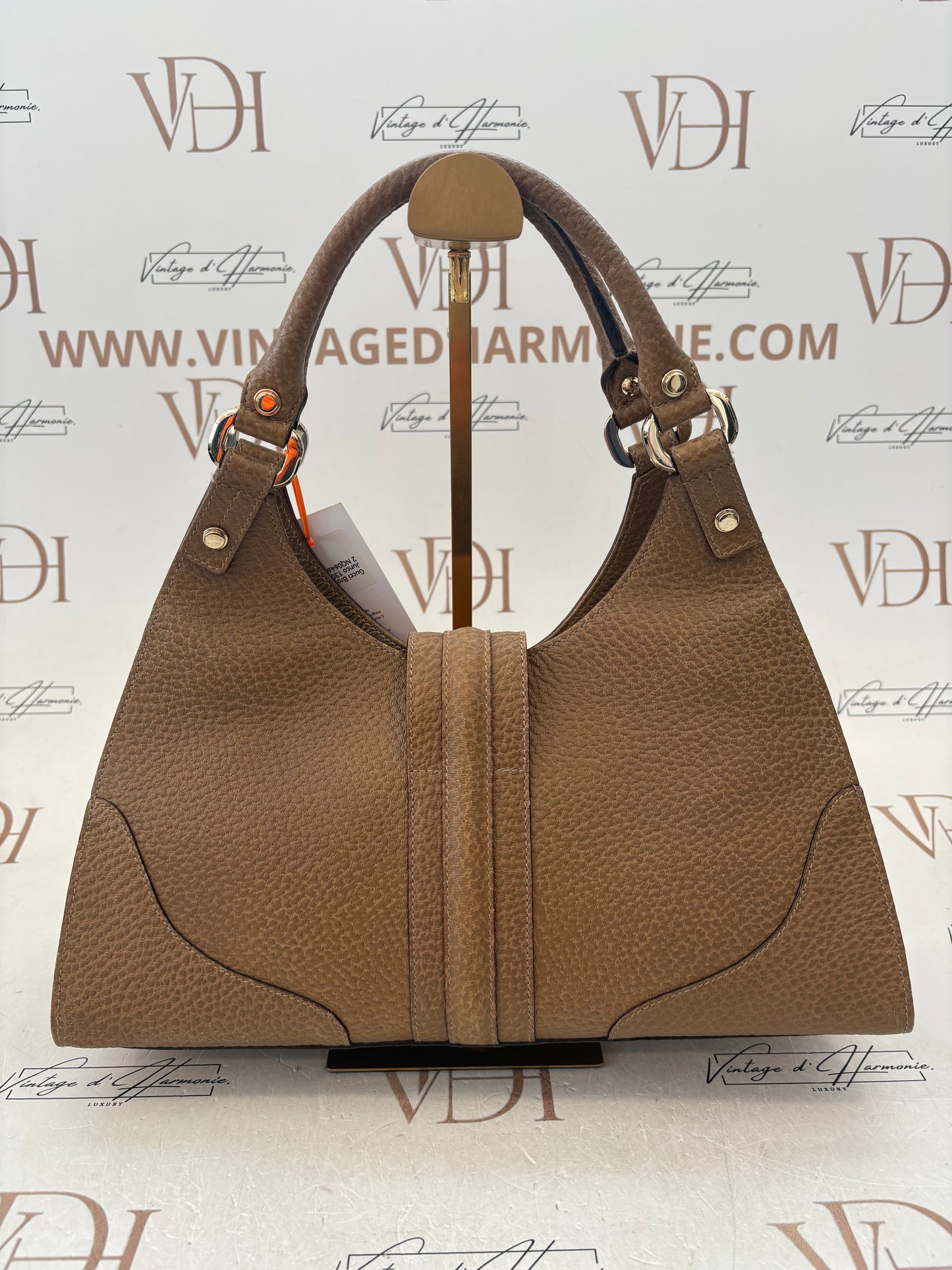 018093 - Gucci Brown Junco