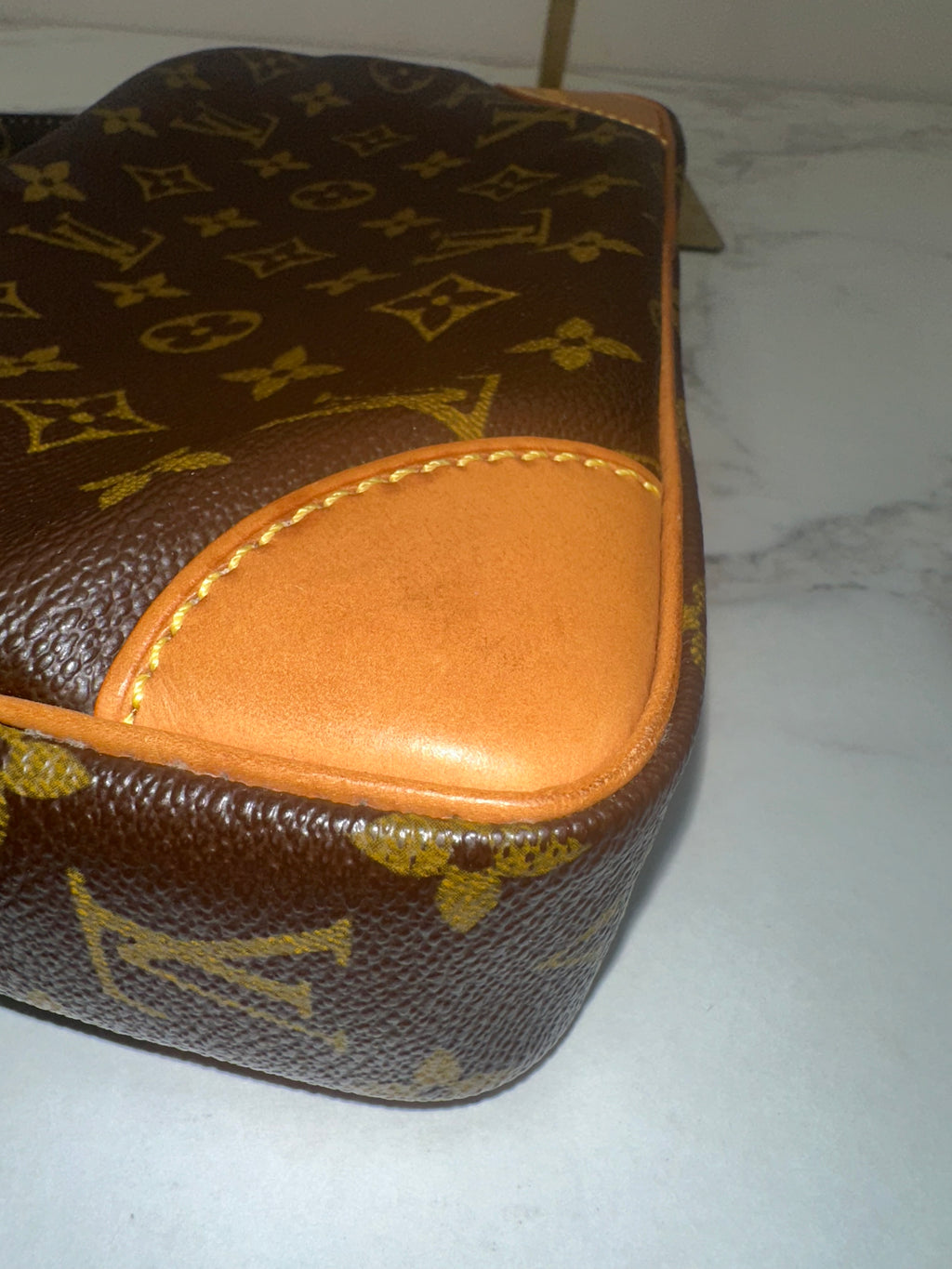 Louis Vuitton Dragonne GM