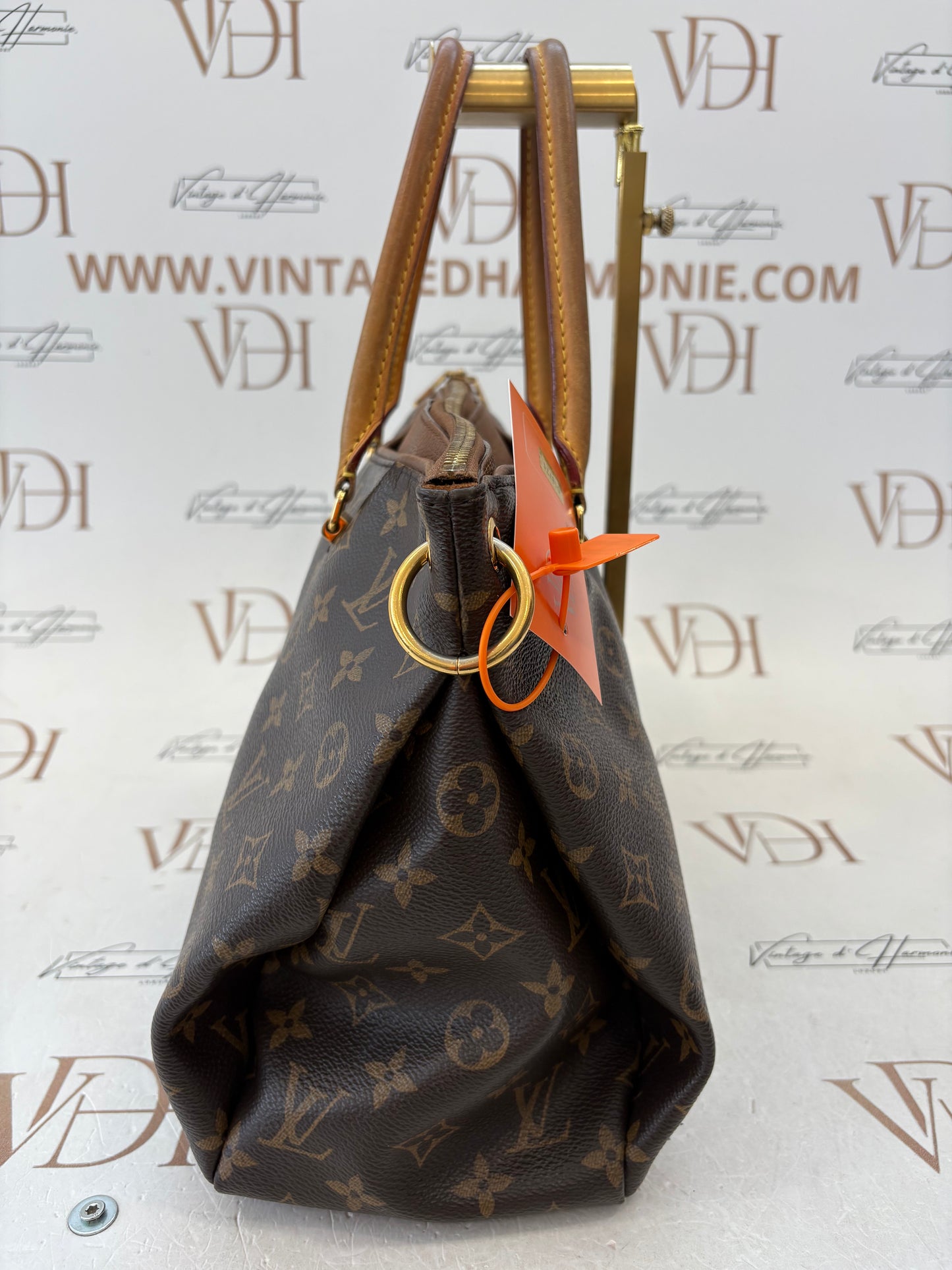 018771 - Louis Vuitton Pallas