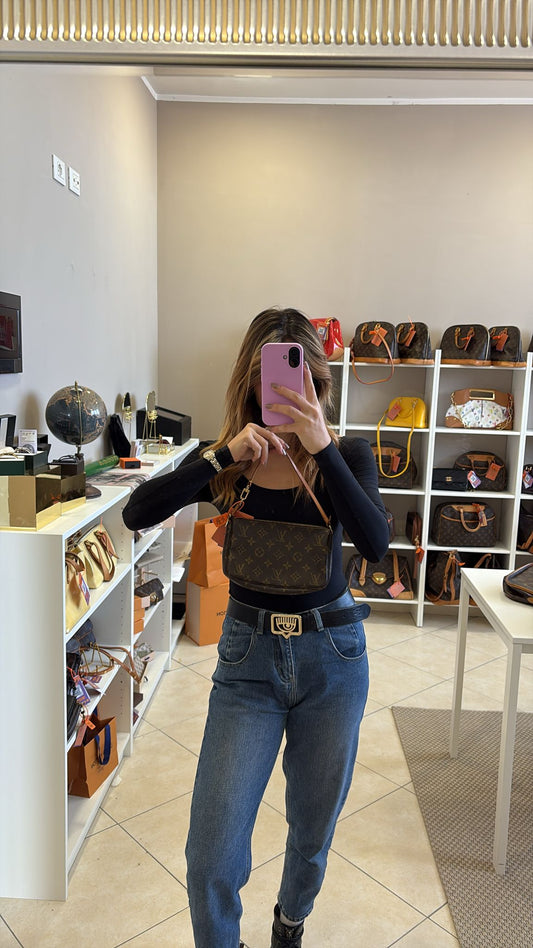 Louis Vuitton Pochette Accessoires