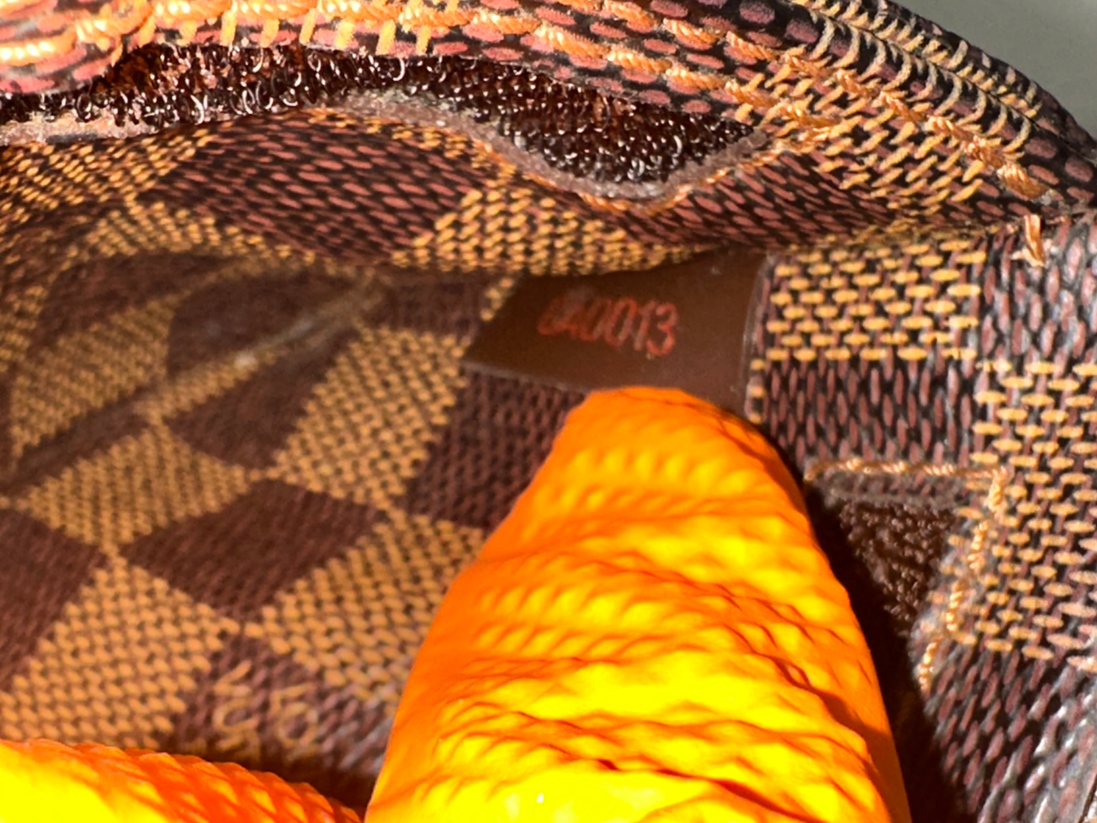 Louis Vuitton Geronimus Damier