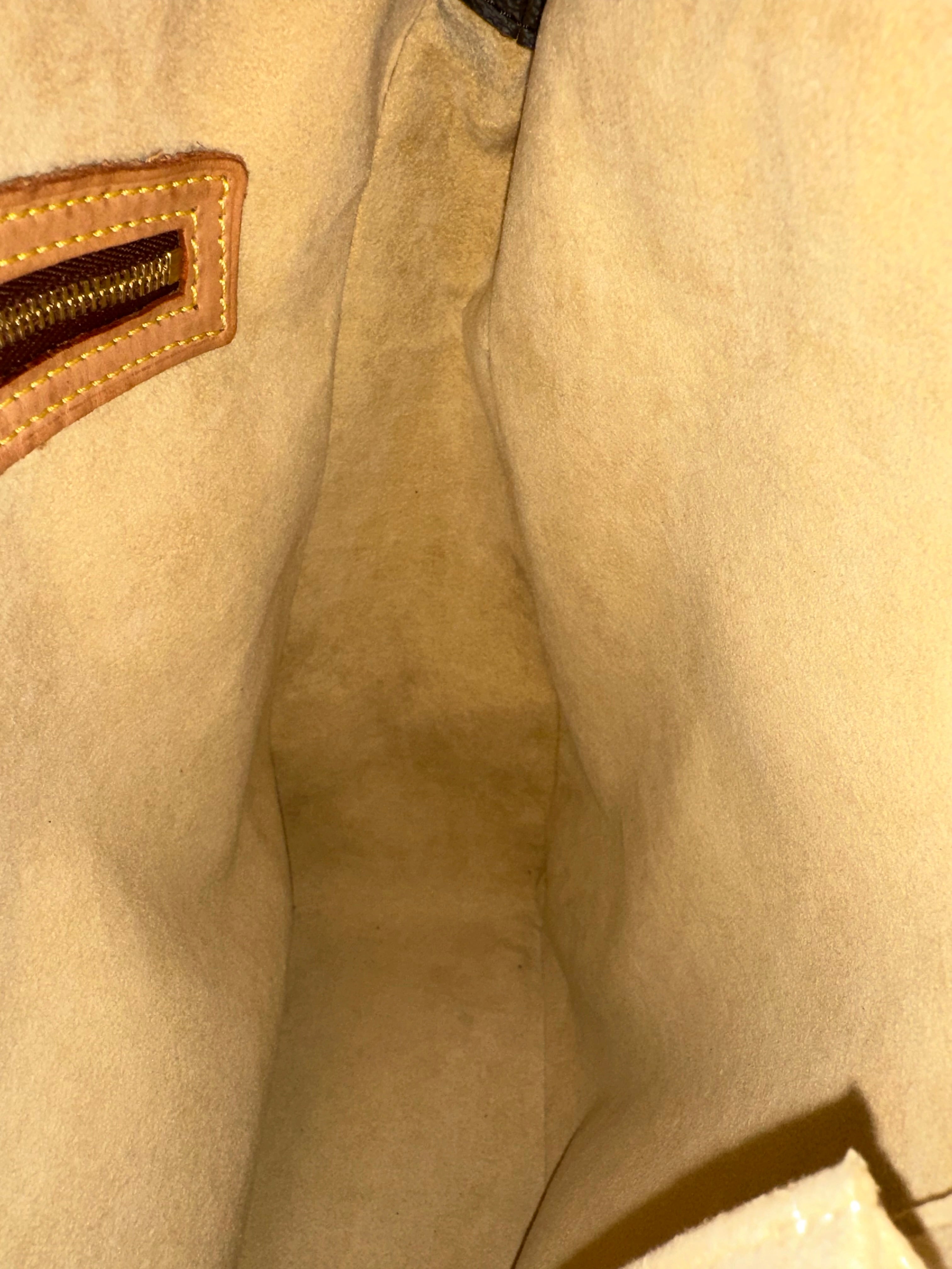 Louis Vuitton Looping GM