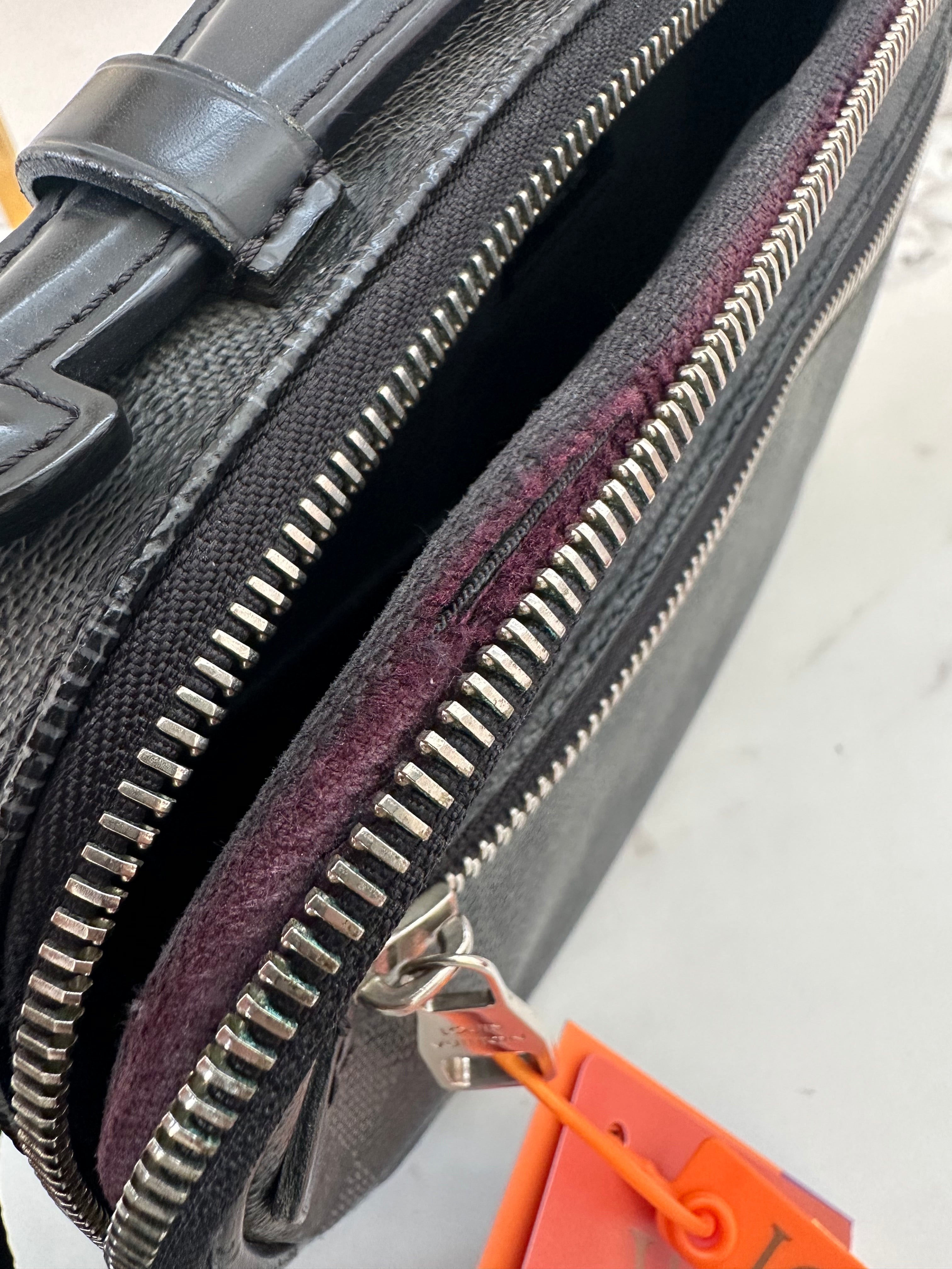 Louis Vuitton Damier Grafhite