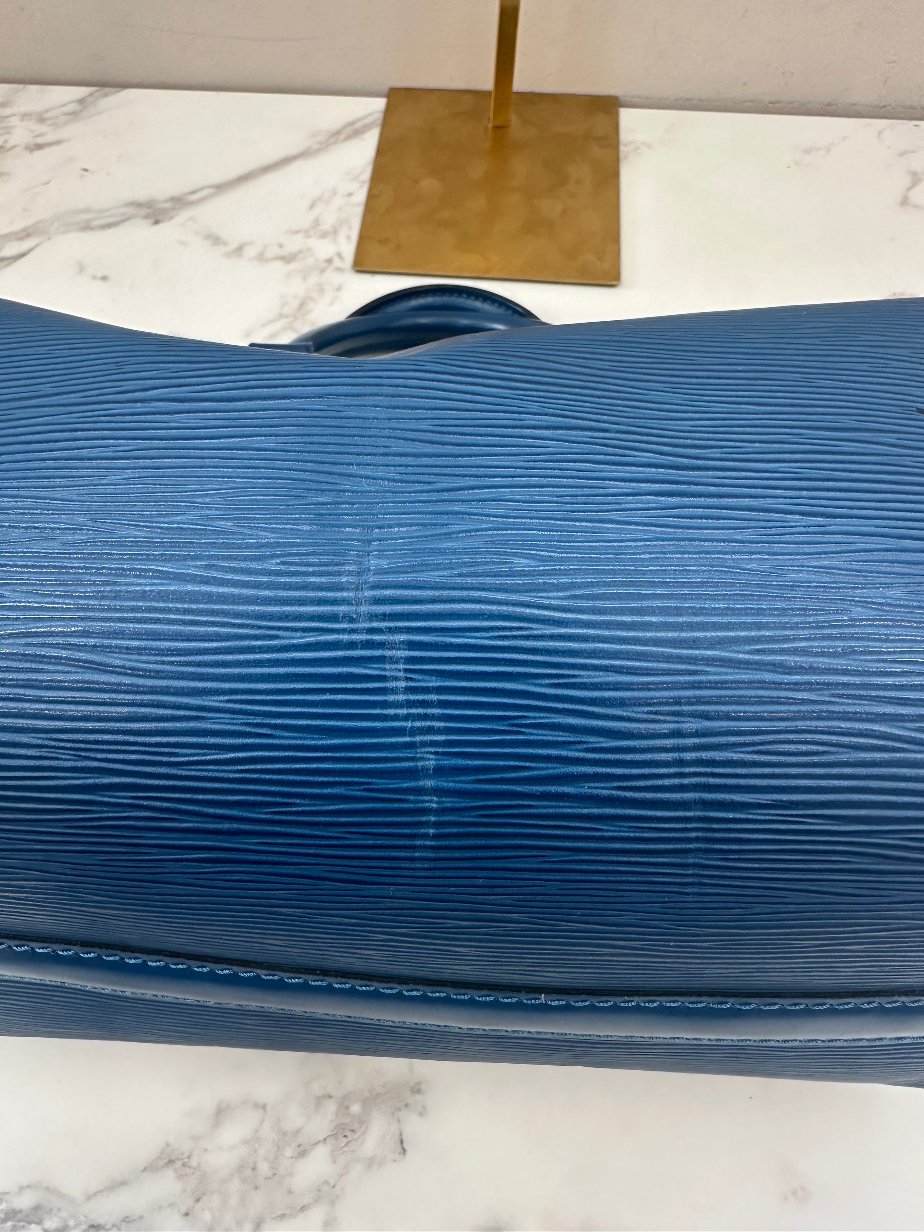 Louis Vuitton  Speedy 25 Epi Blue