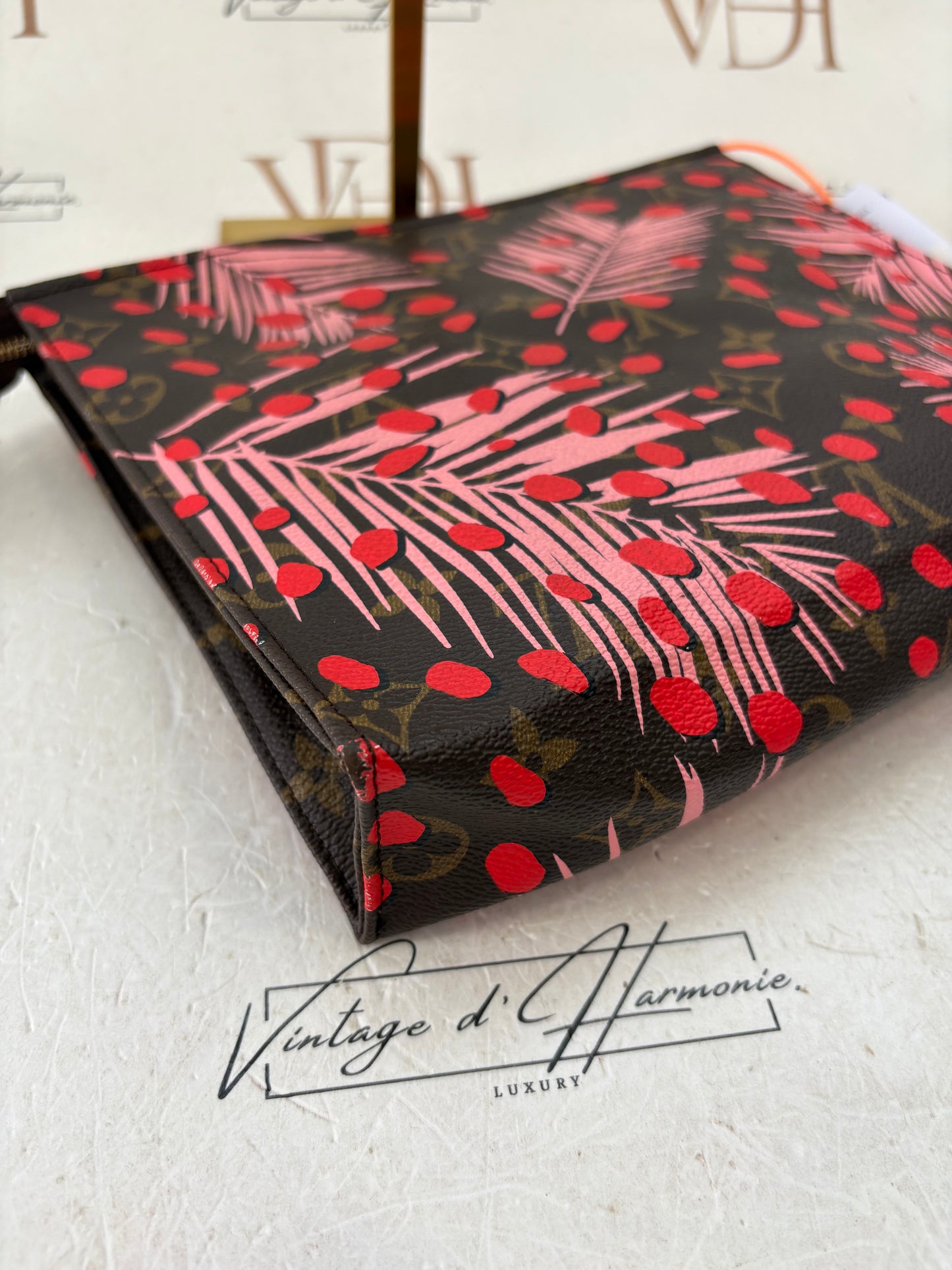 384009 - Louis Vuitton Pochette