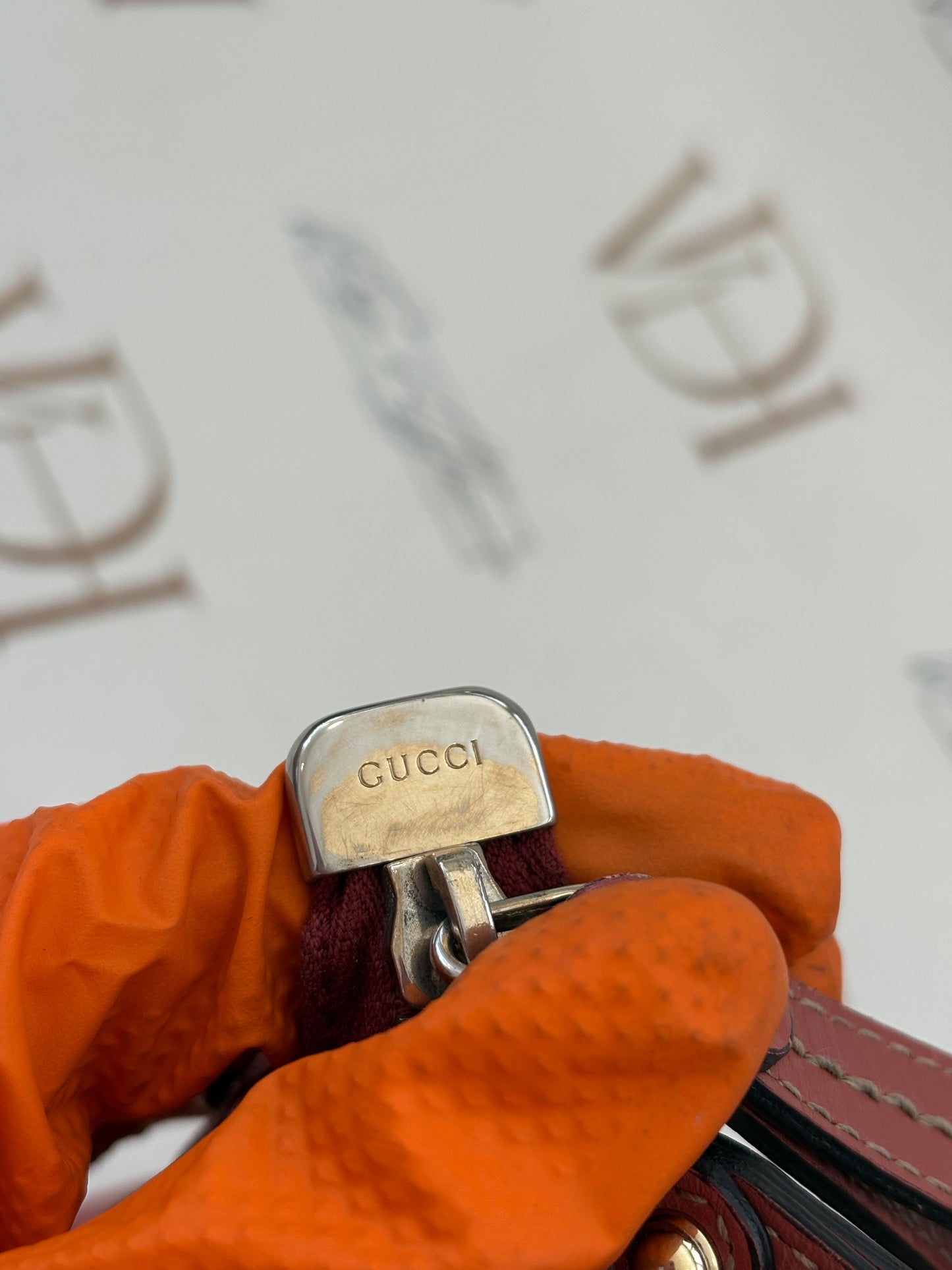 38307 - Gucci Sukey
