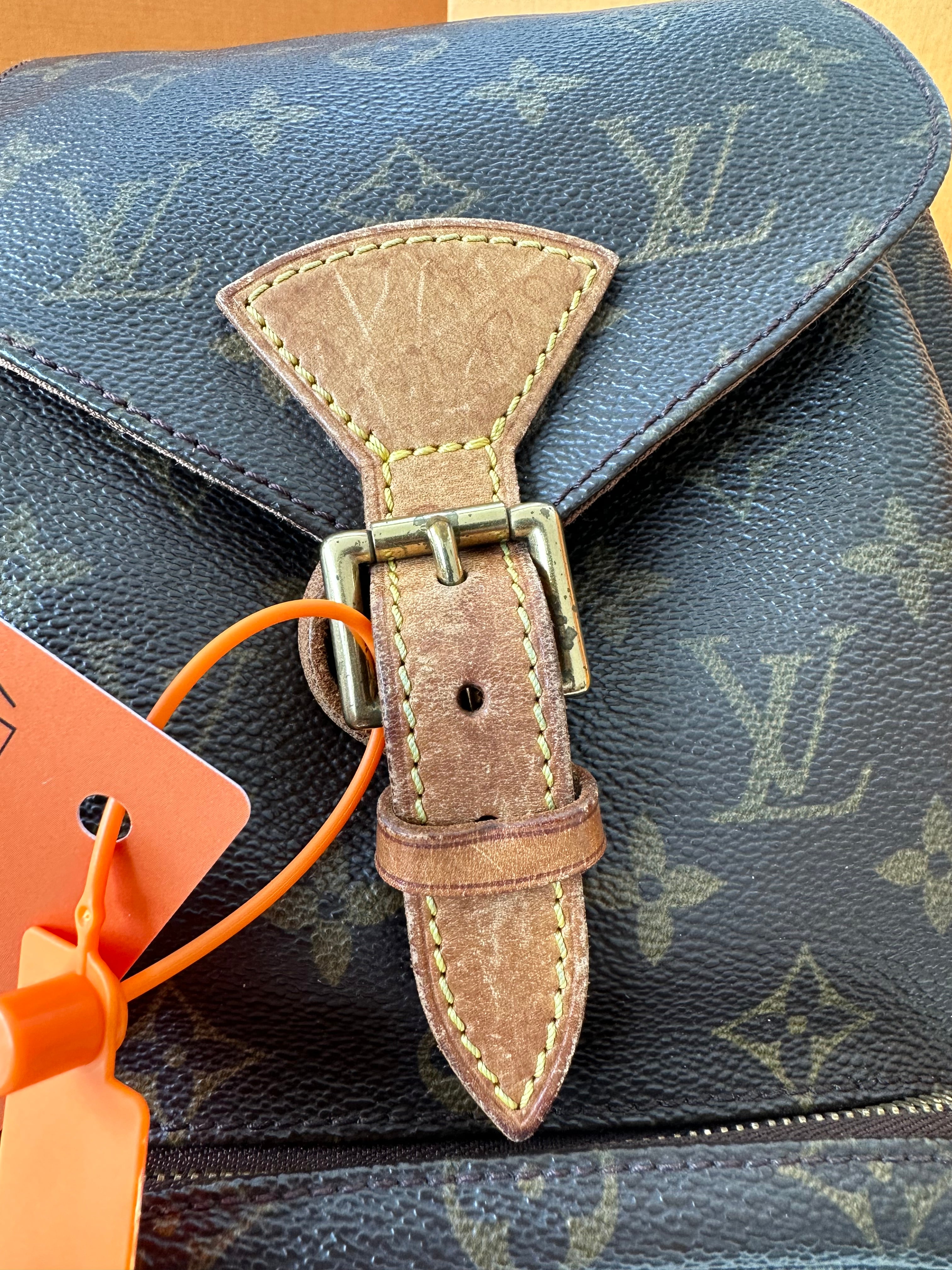 Louis Vuitton Montsouris MM