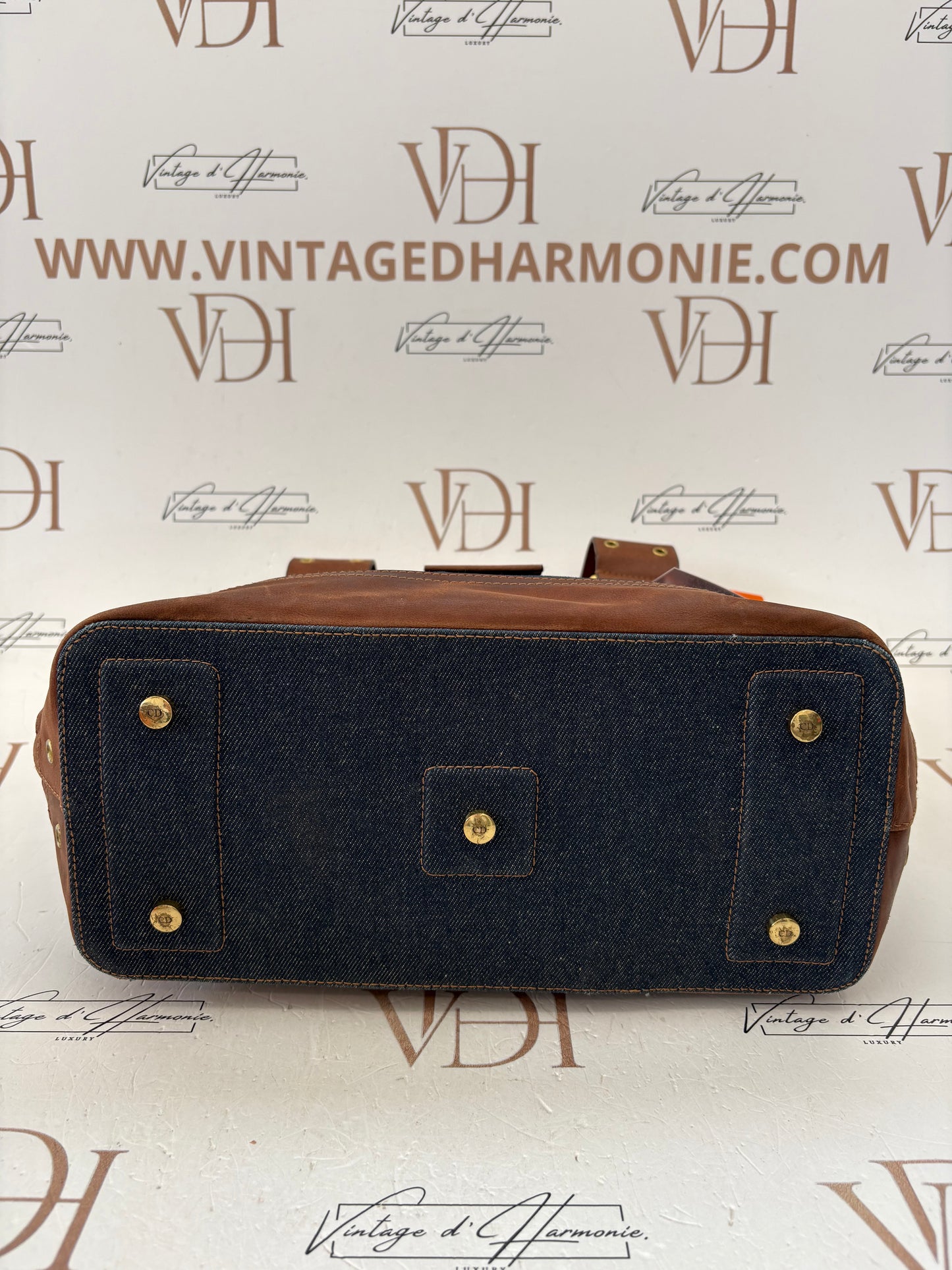 018158 - Christian Dior Blue Denim Street