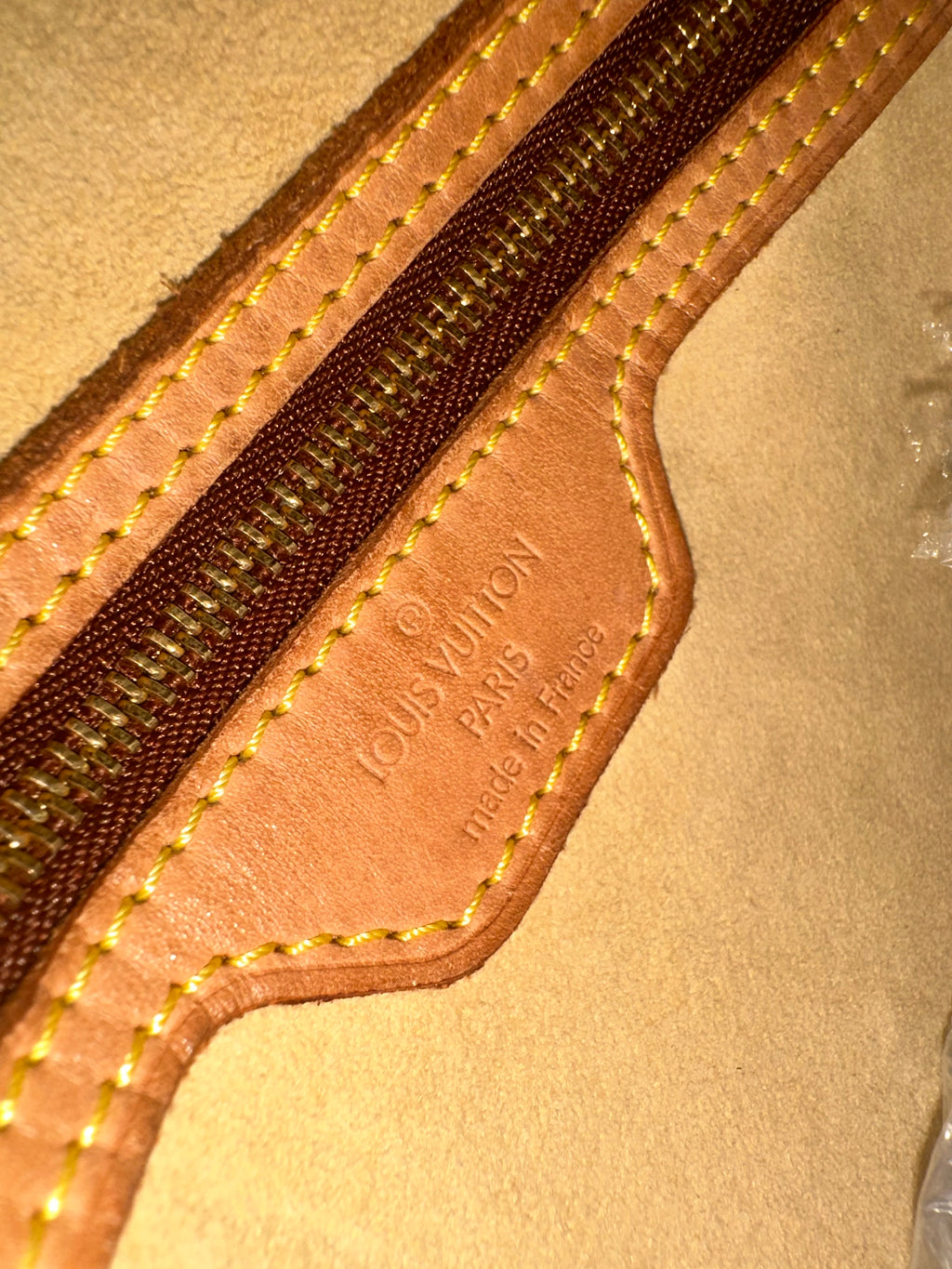 Louis Vuitton Looping GM