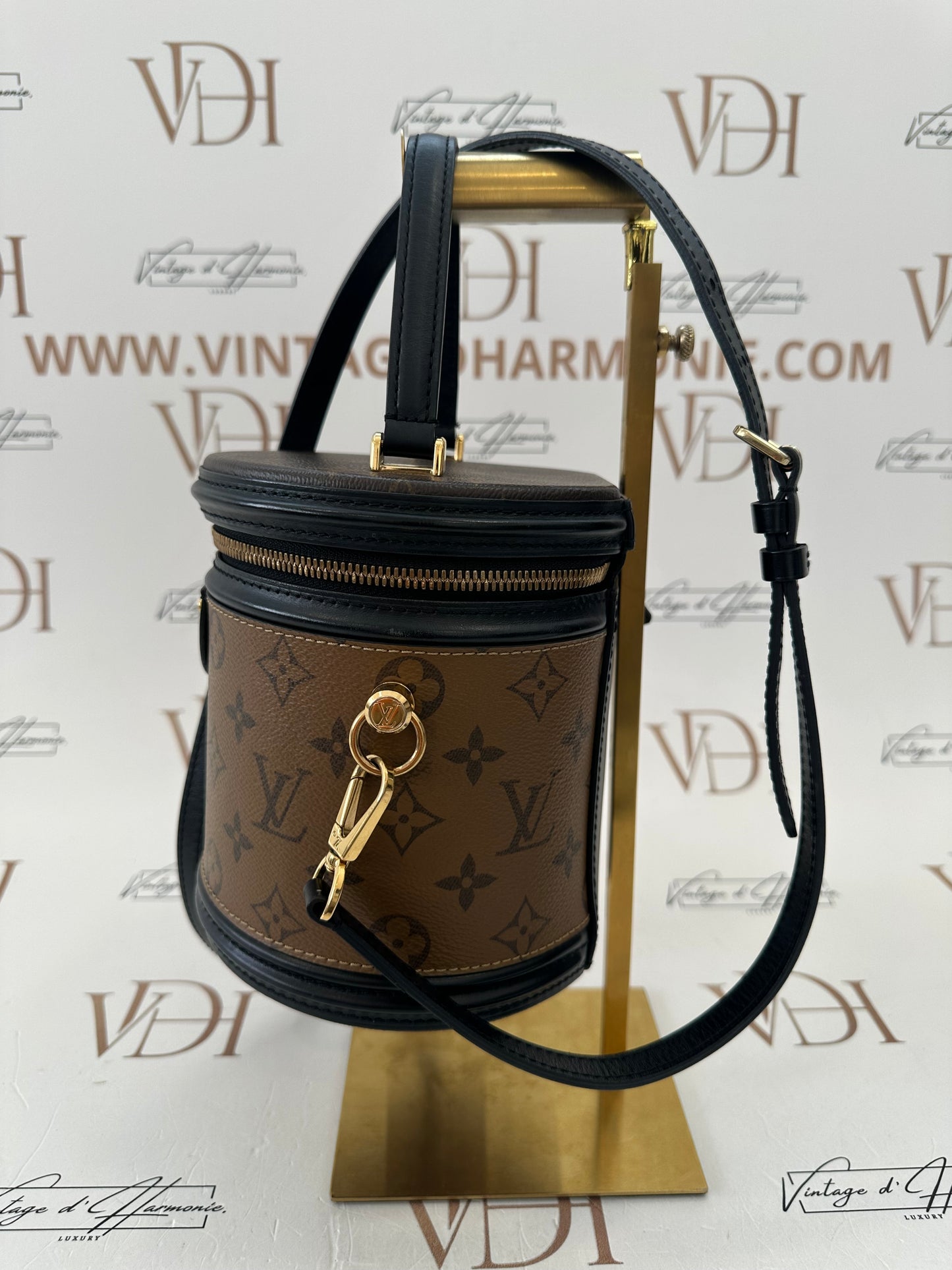 382214 - Louis Vuitton Cannes