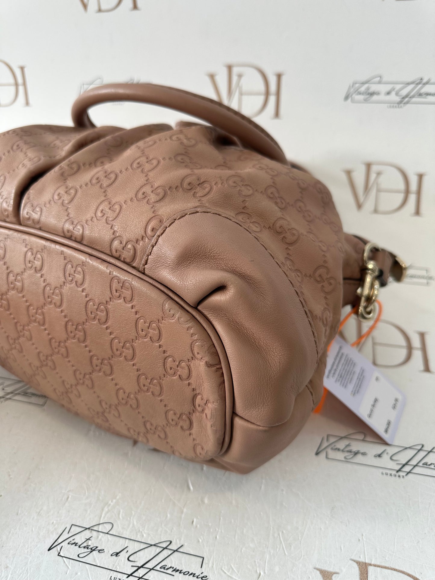 384283 - Gucci Sukey