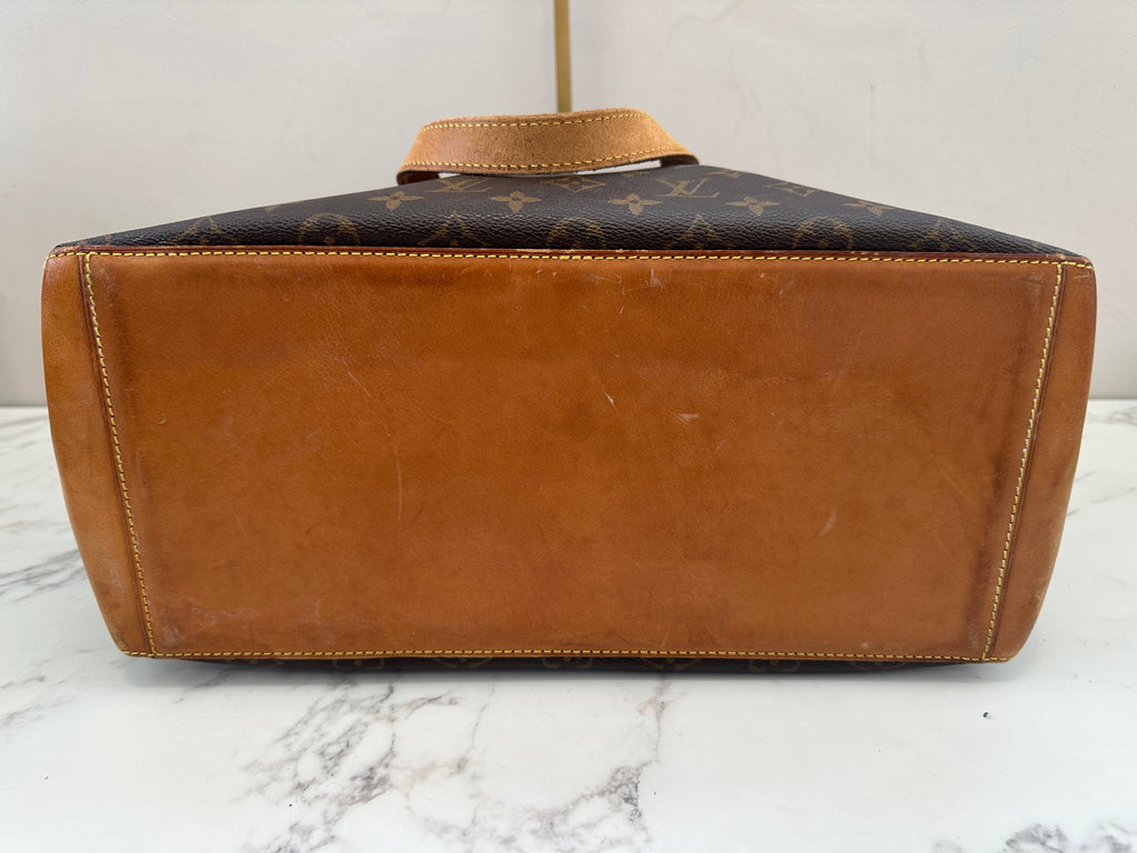 Louis Vuitton Cabas Mezzo