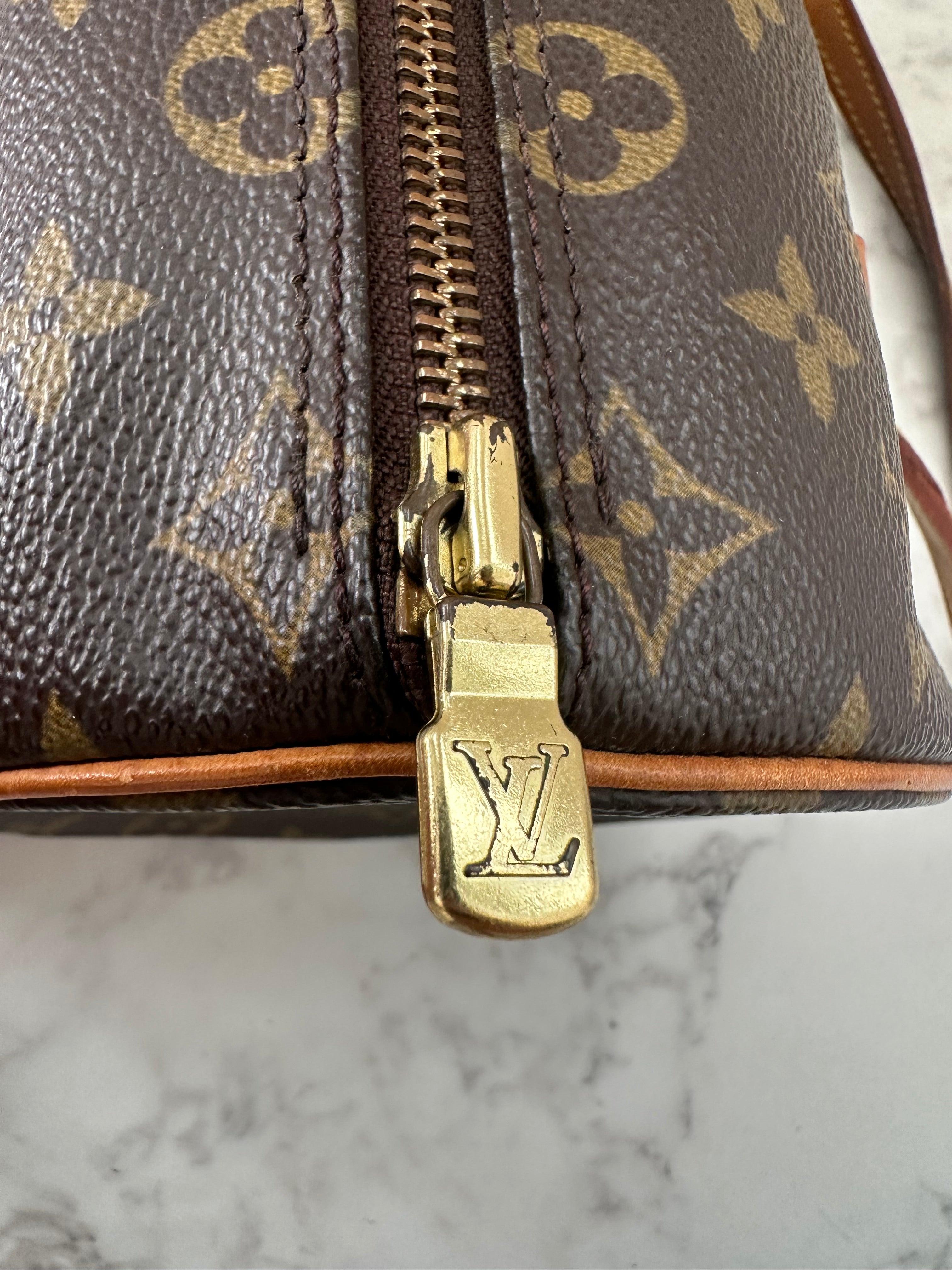 Louis Vuitton Papillon 26