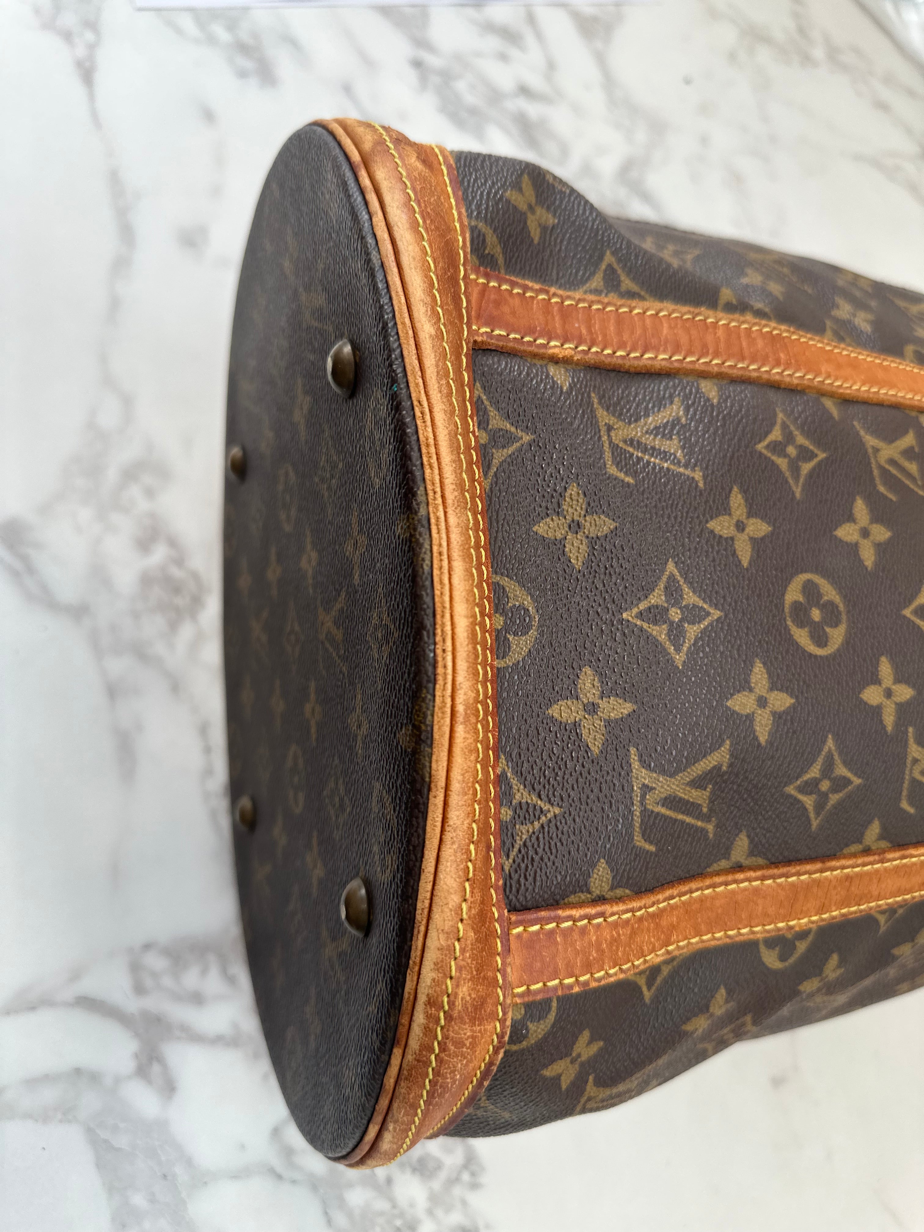 Louis Vuitton Bucket GM