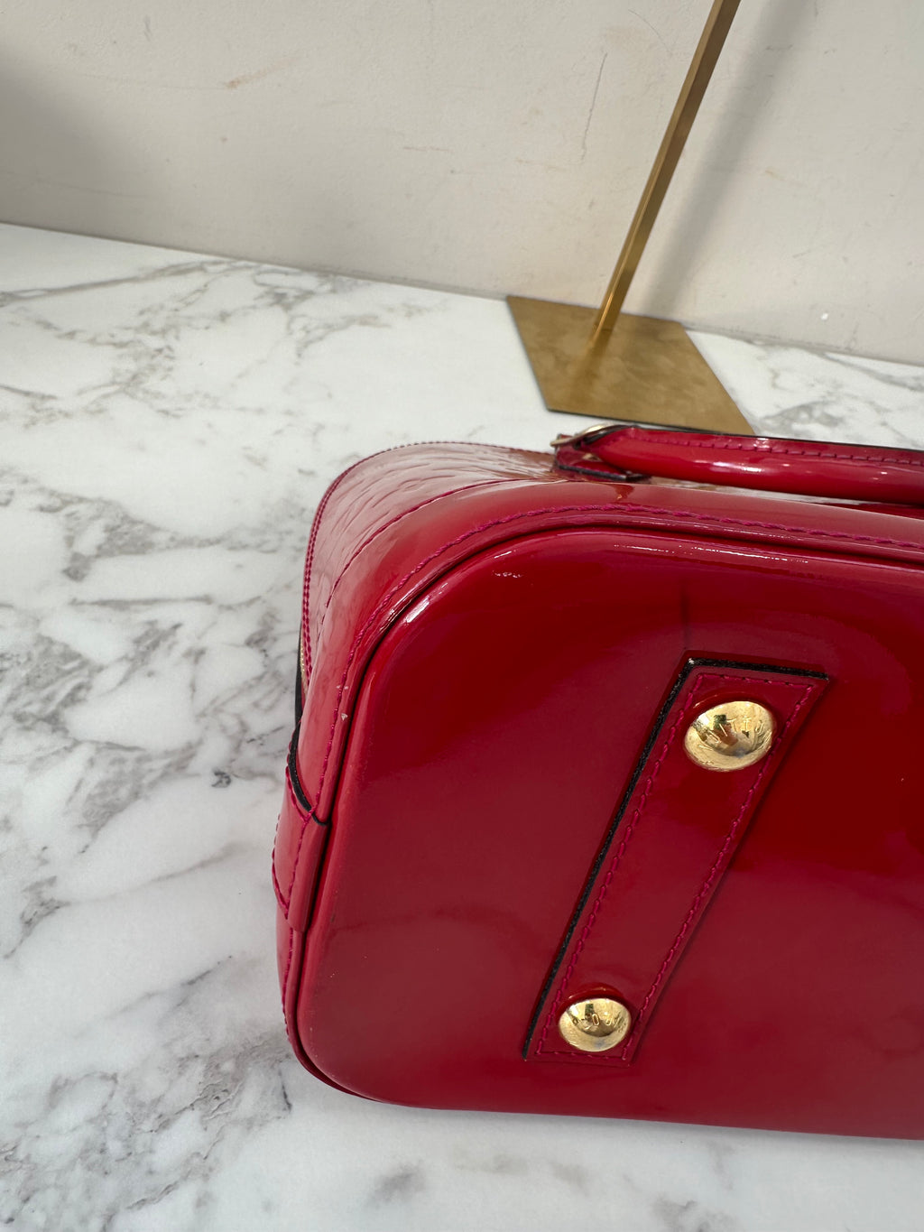 Louis Vuitton Alma Vernis Red