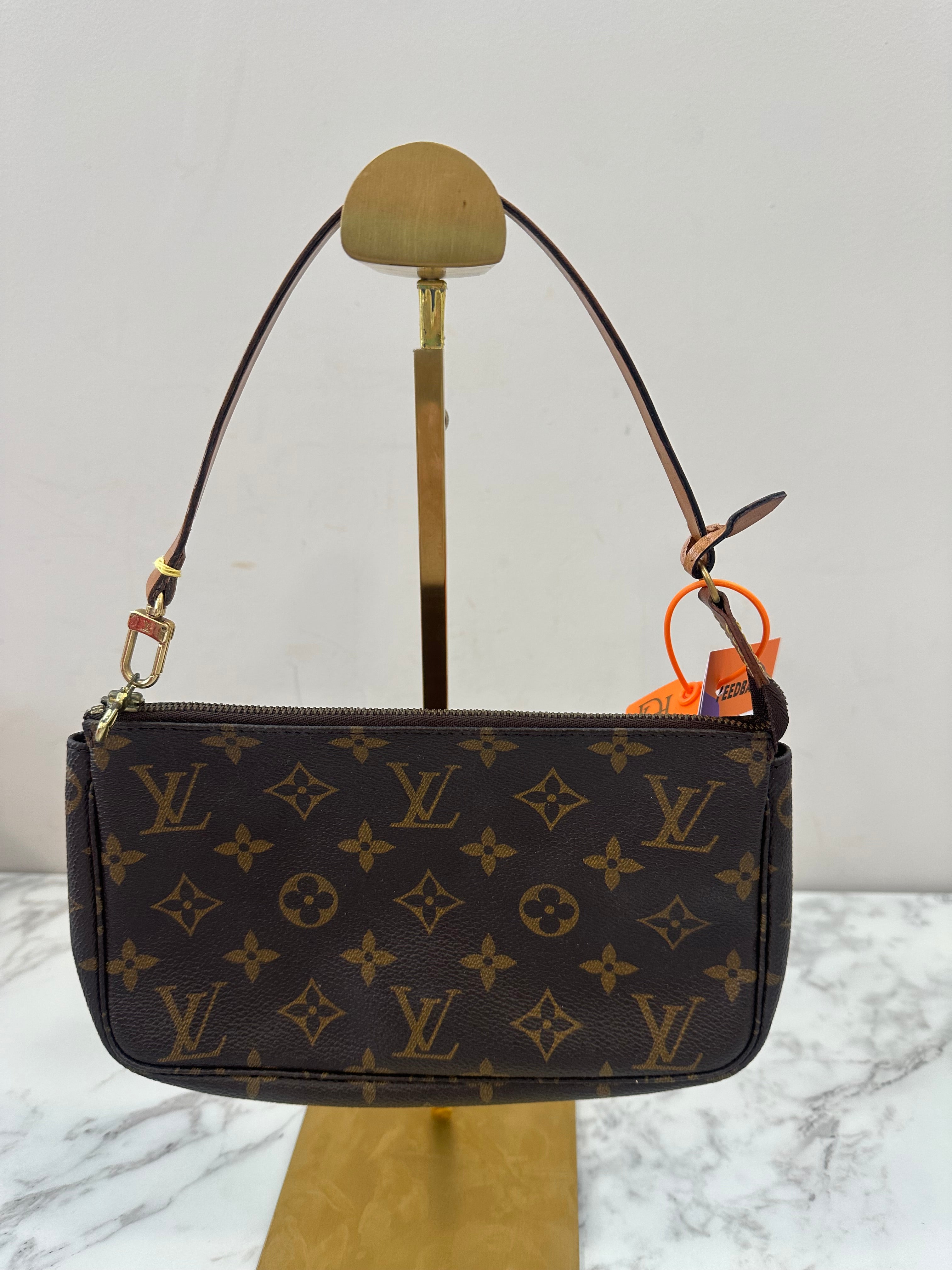 Louis Vuitton Pochette Accessoires