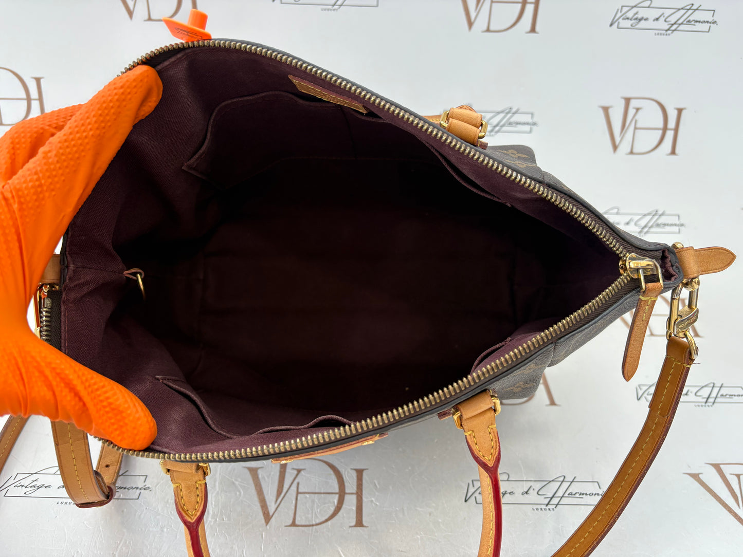 383263 - Louis Vuitton Turenne