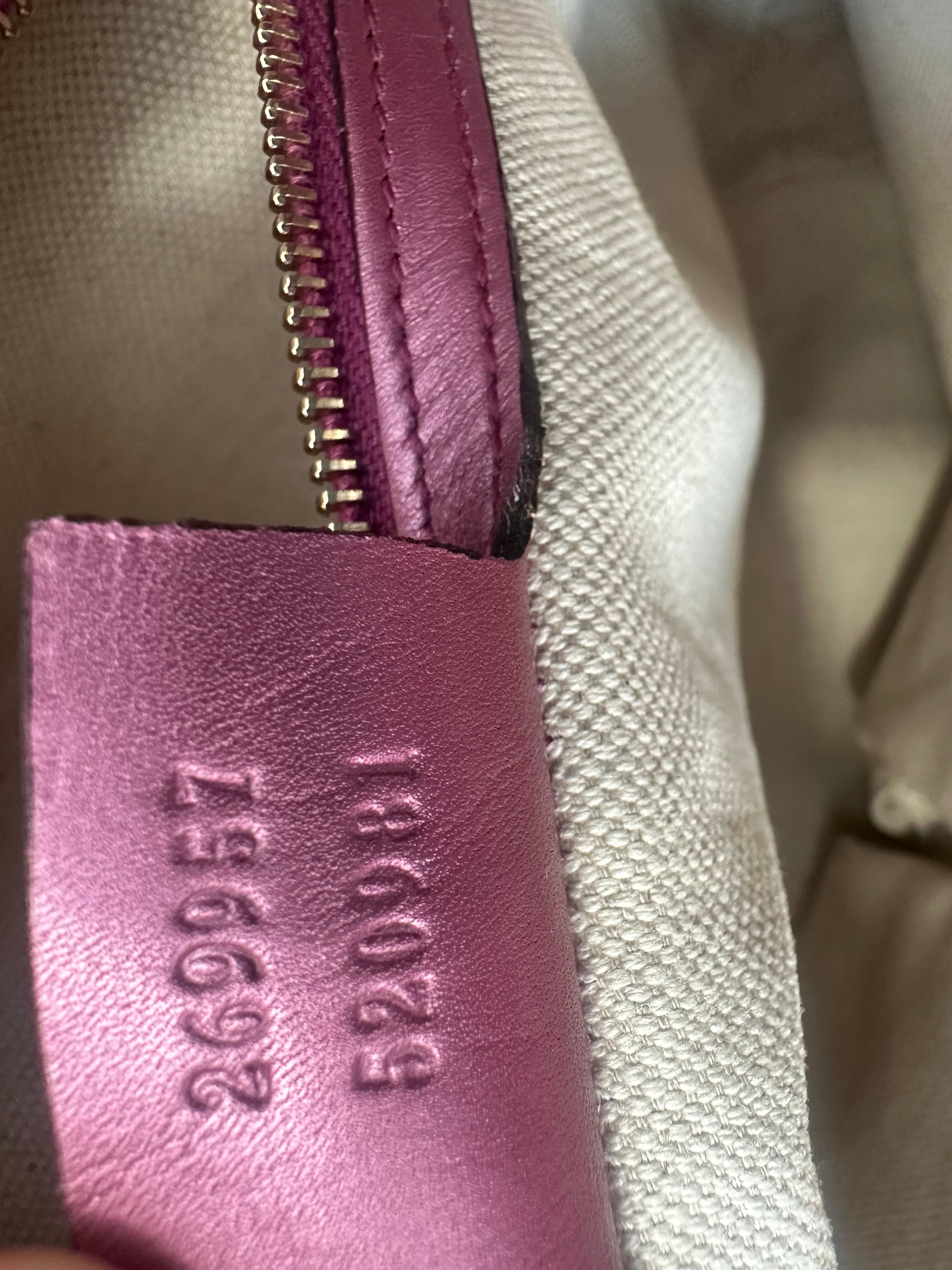 Gucci GG Pink
