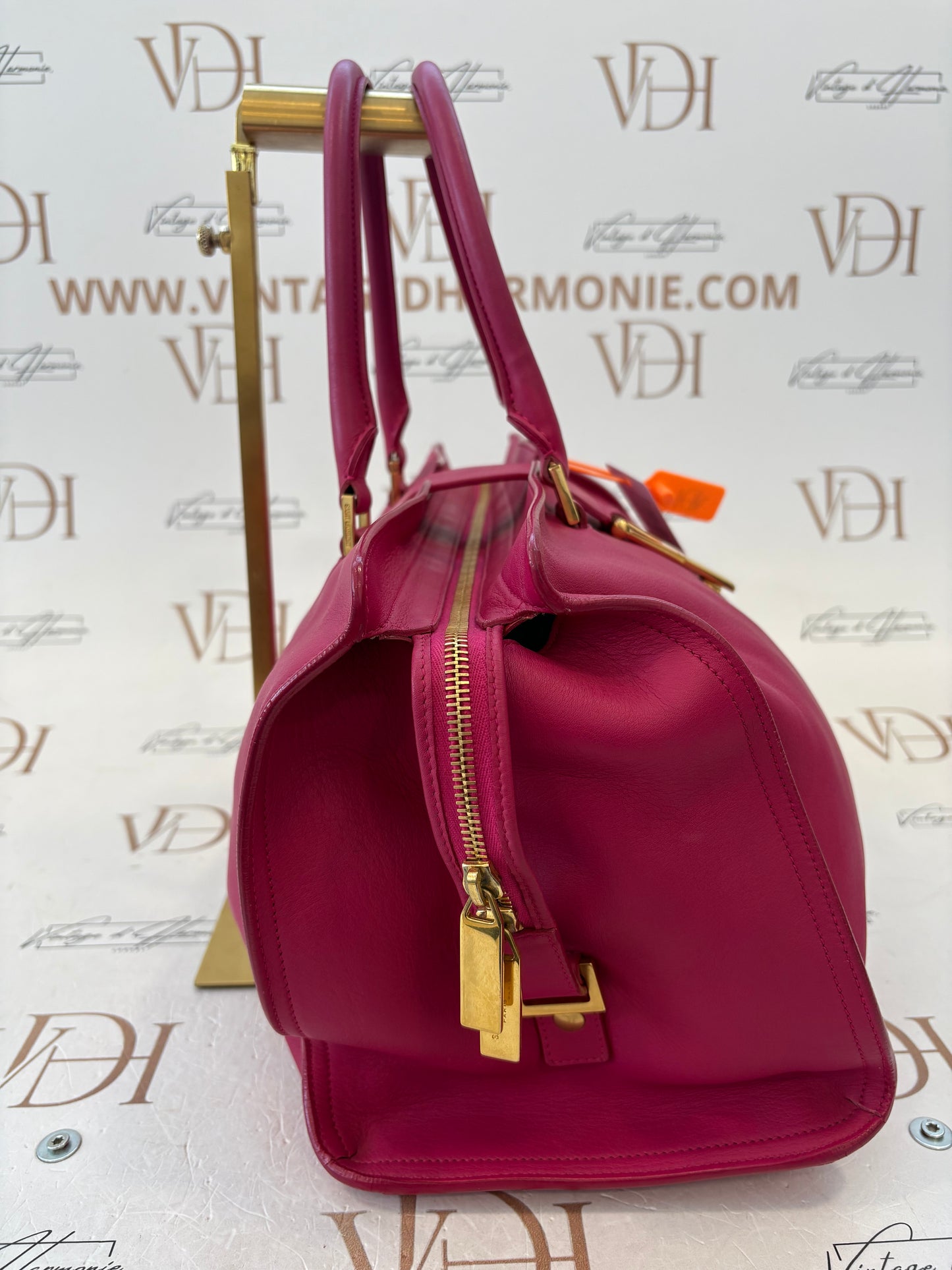 383287 - Saint Laurent Chyc