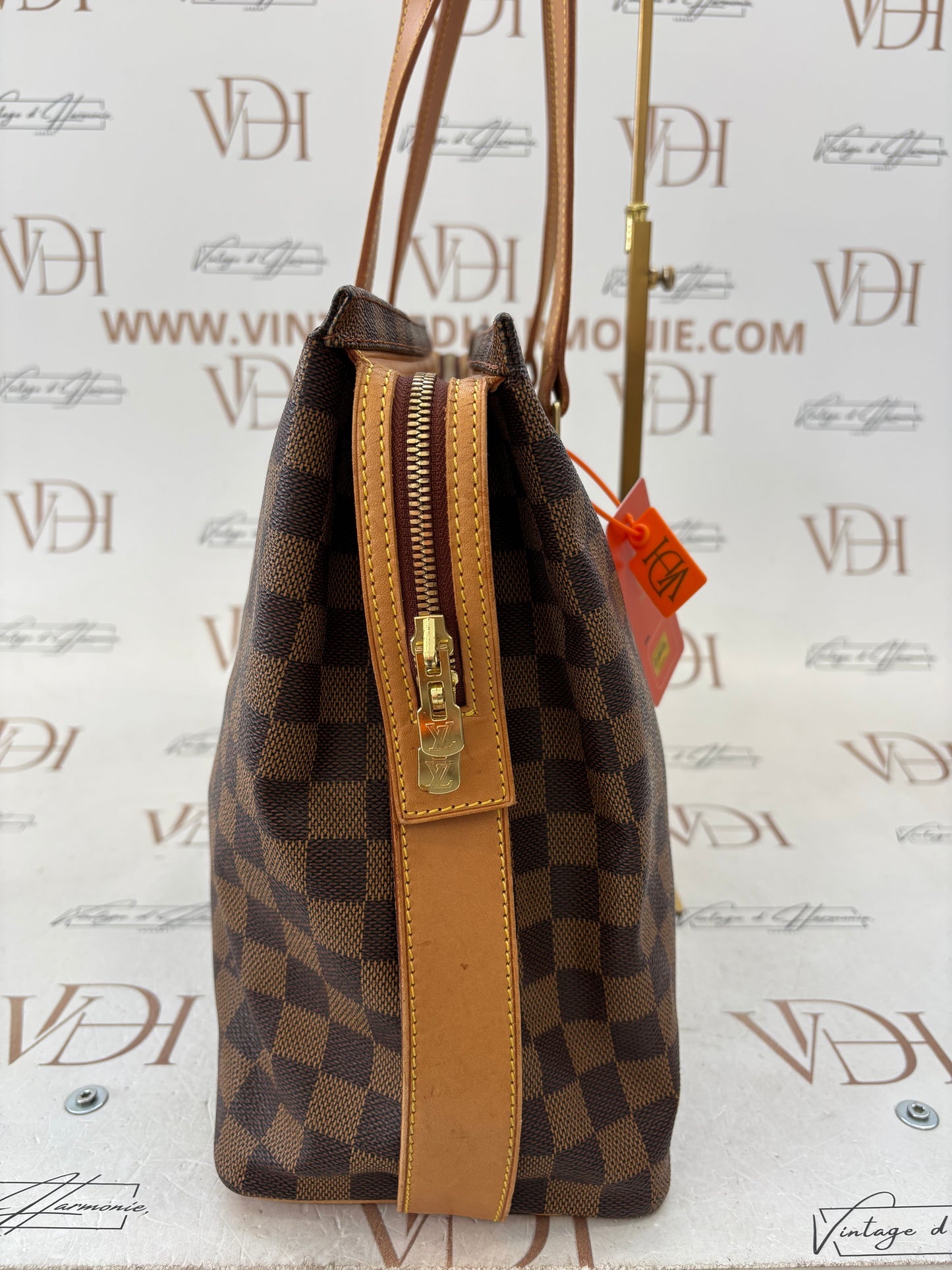 018418 - Louis Vuitton Colombine