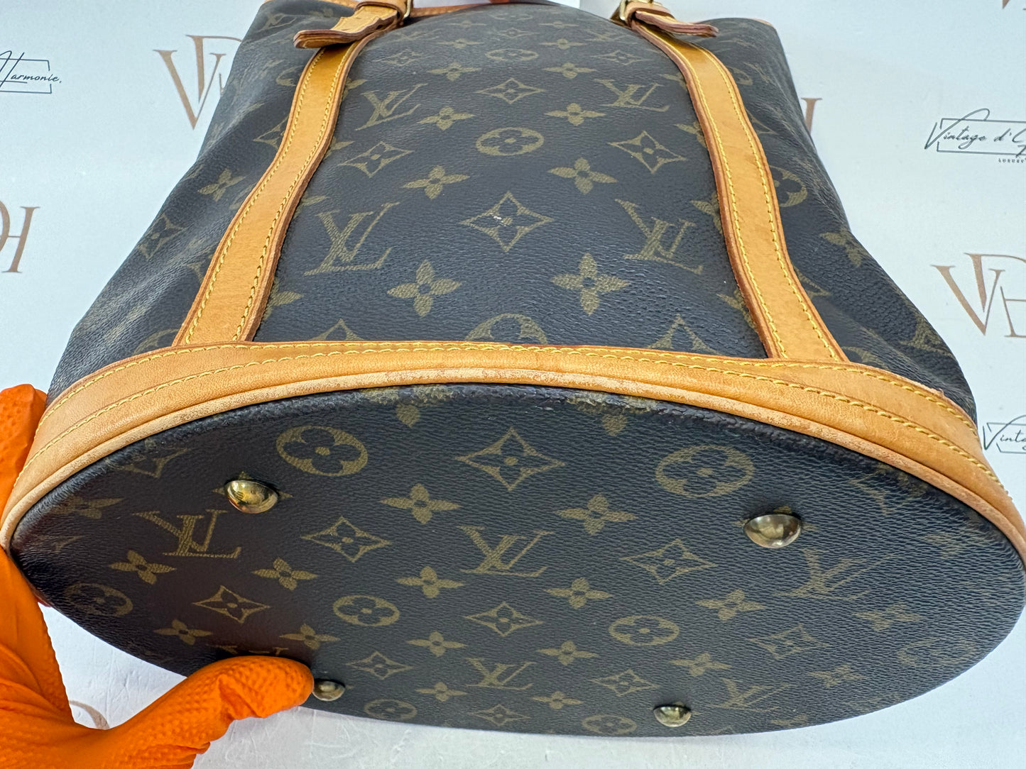017650 - Louis Vuitton Bucket GM