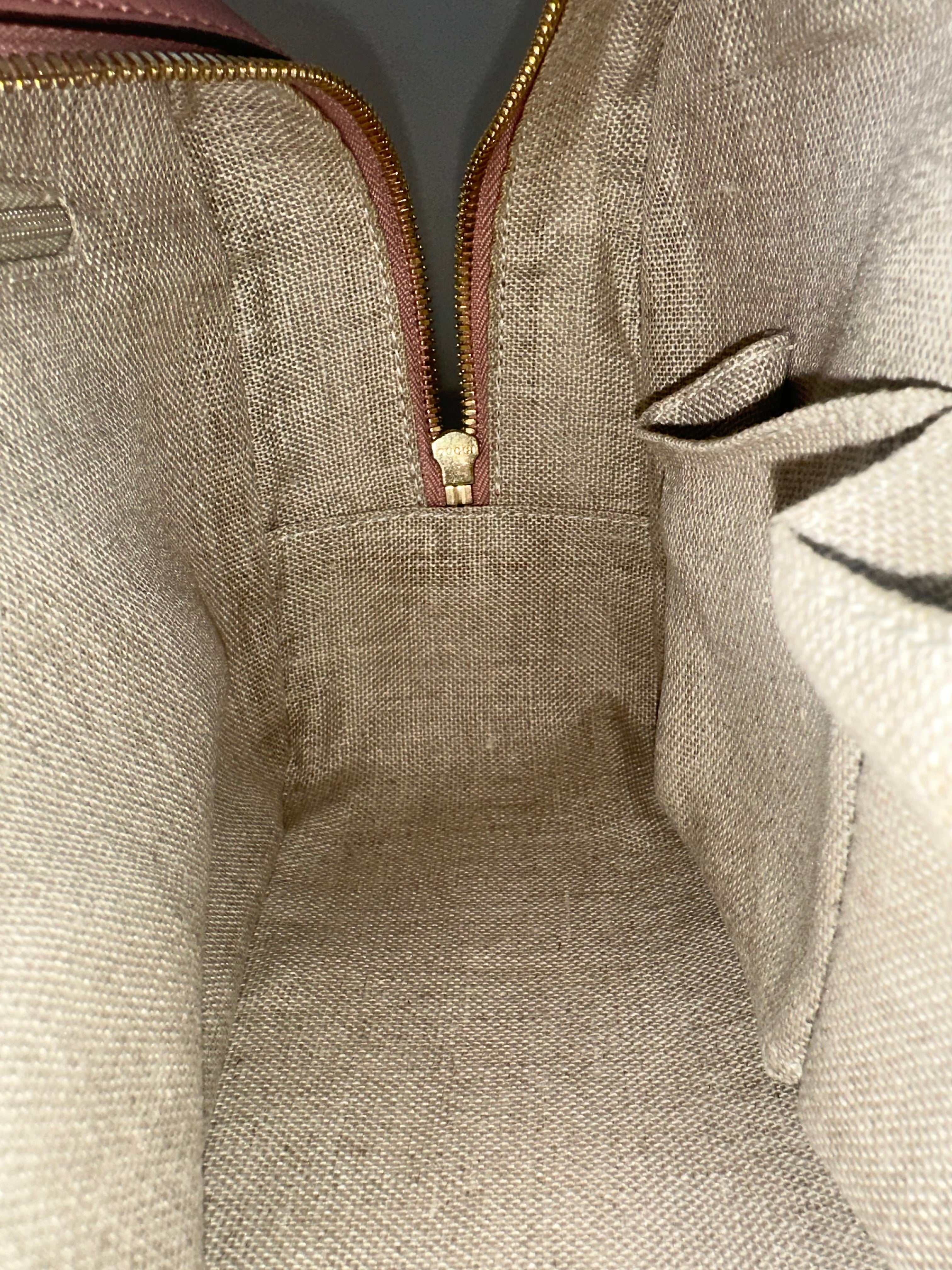 Gucci Guccissima Strap