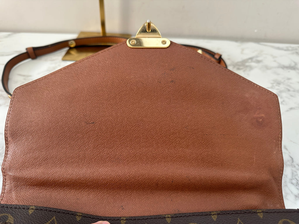 Louis Vuitton Monceau 28