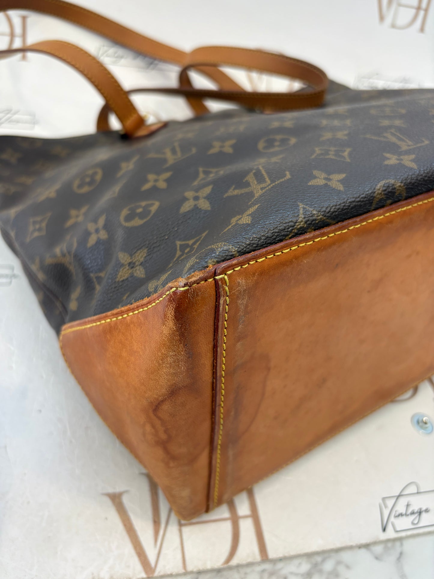018837 - Louis Vuitton Cabas Mezzo