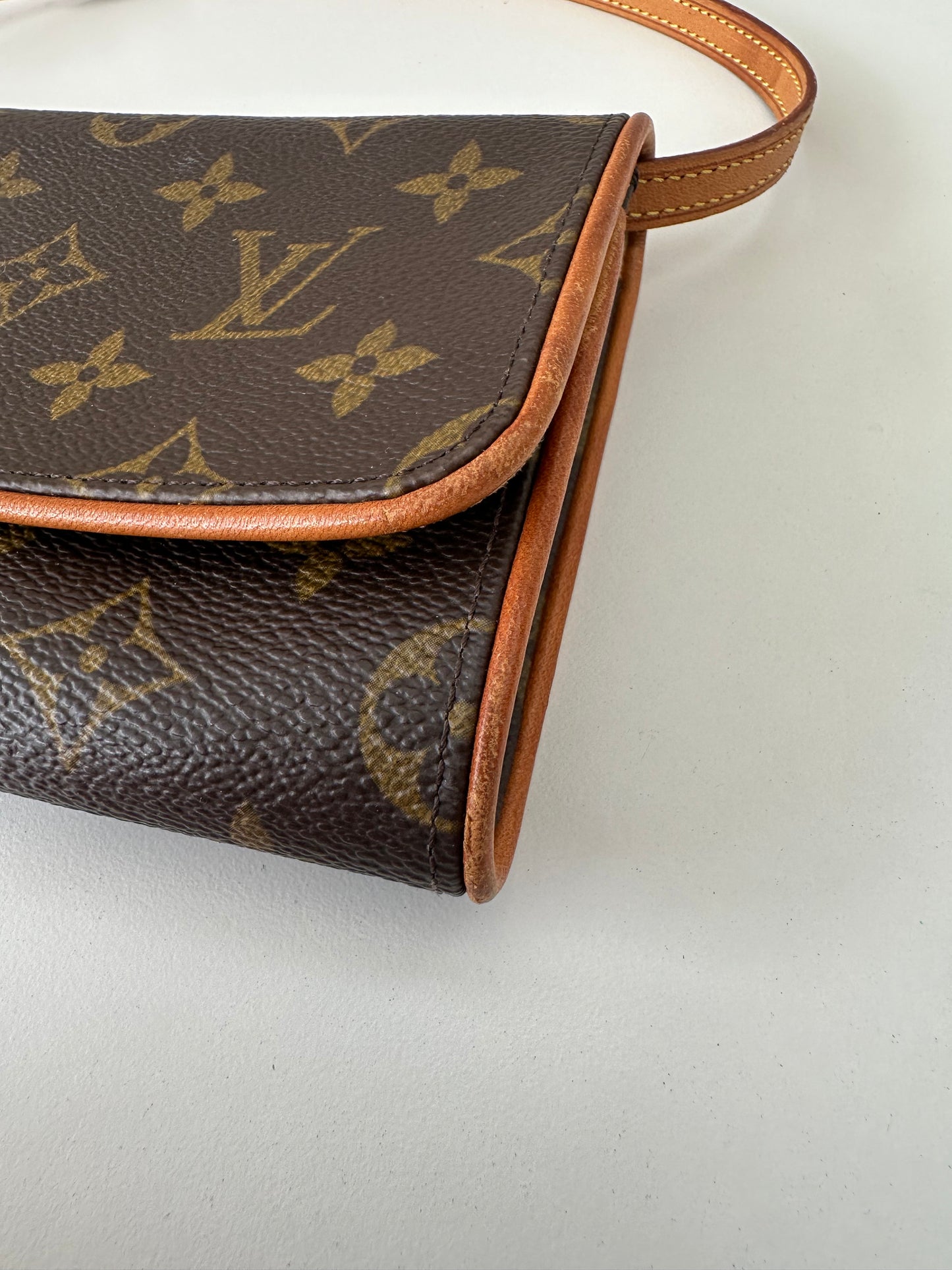 Louis Vuitton Pochette Twin GM