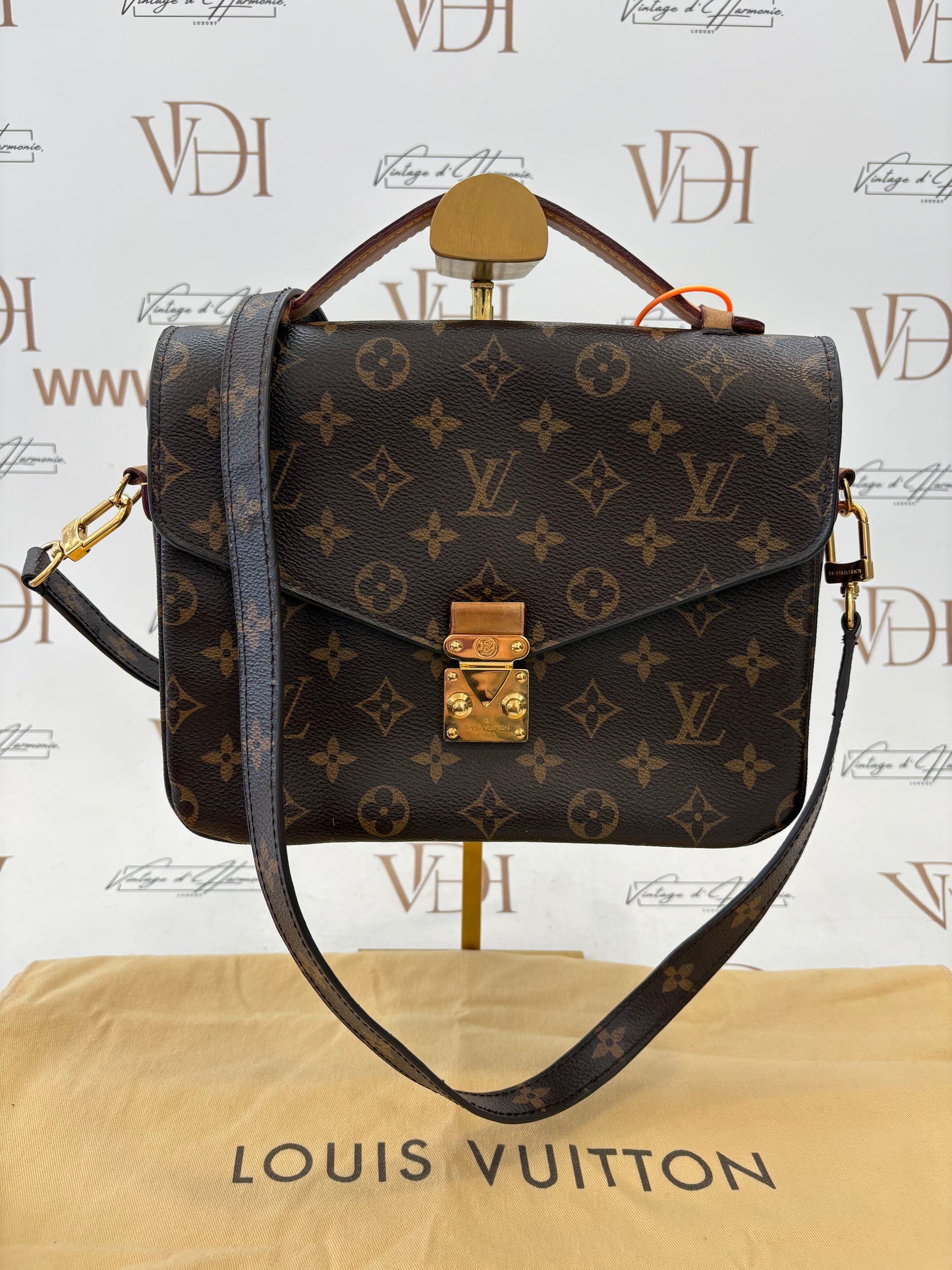 383770 - Louis Vuitton Metis