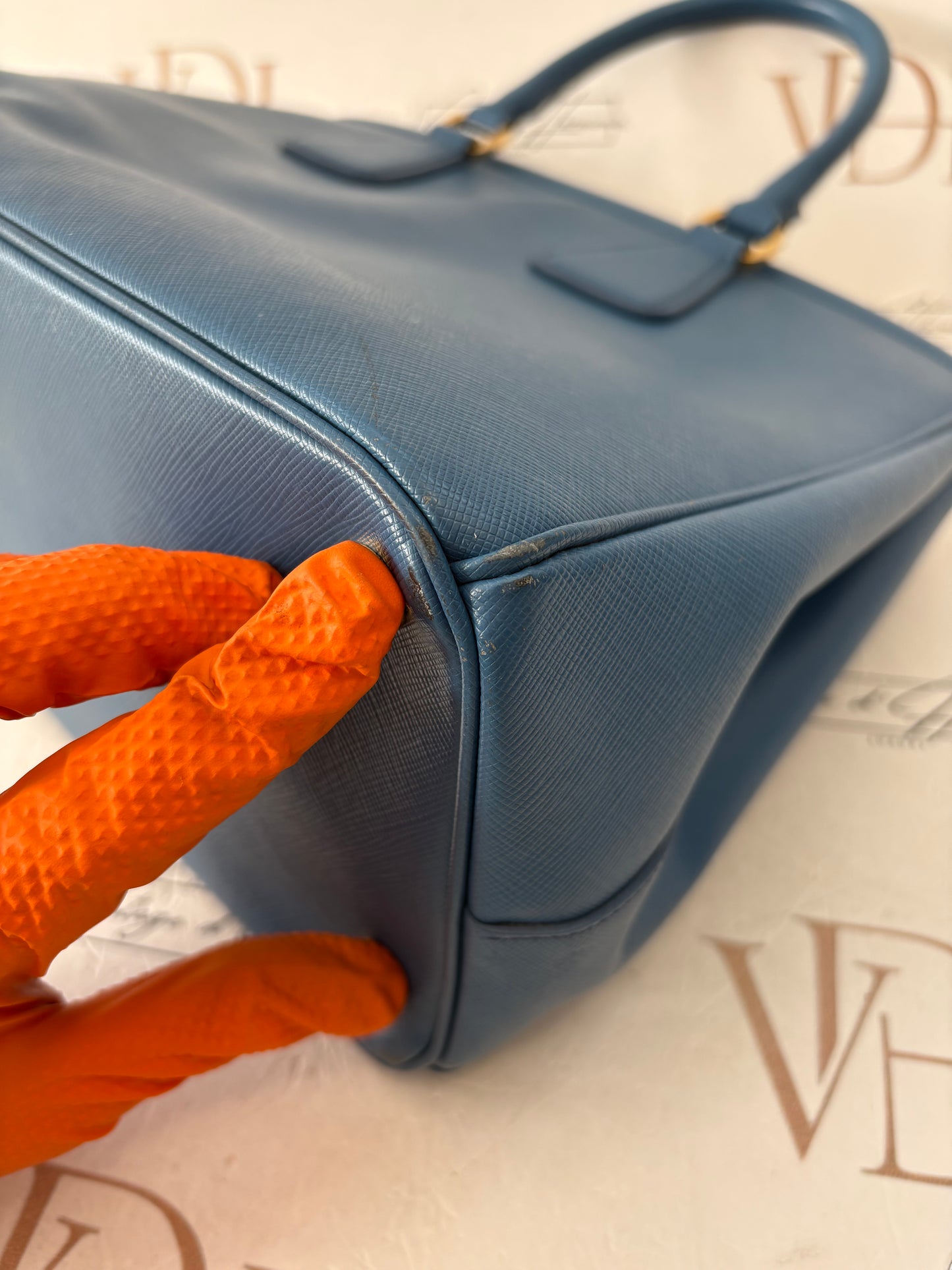 383516 - Prada Blue