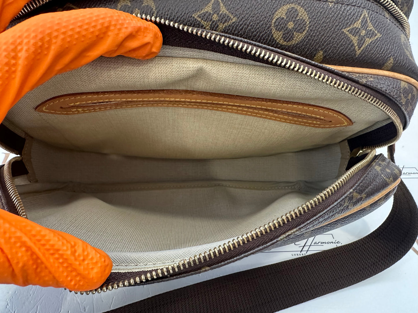 017934 - Louis Vuitton Reporter PM