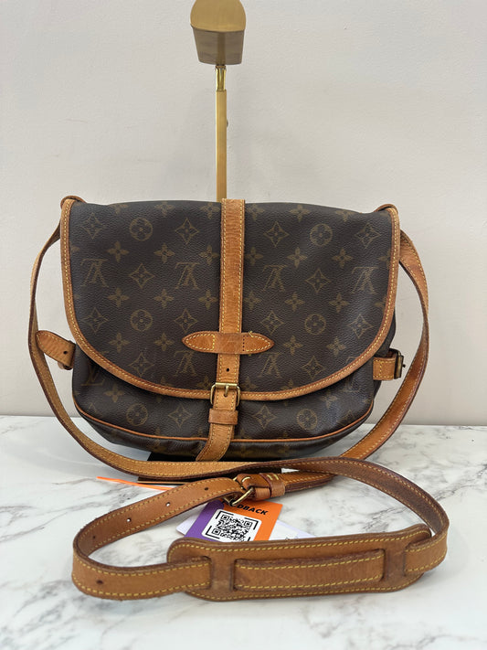 Louis Vuitton Saumur 30