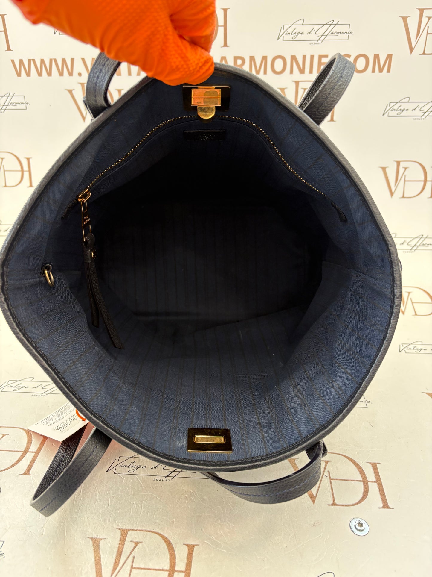018819 - Louis Vuitton Citadine PM