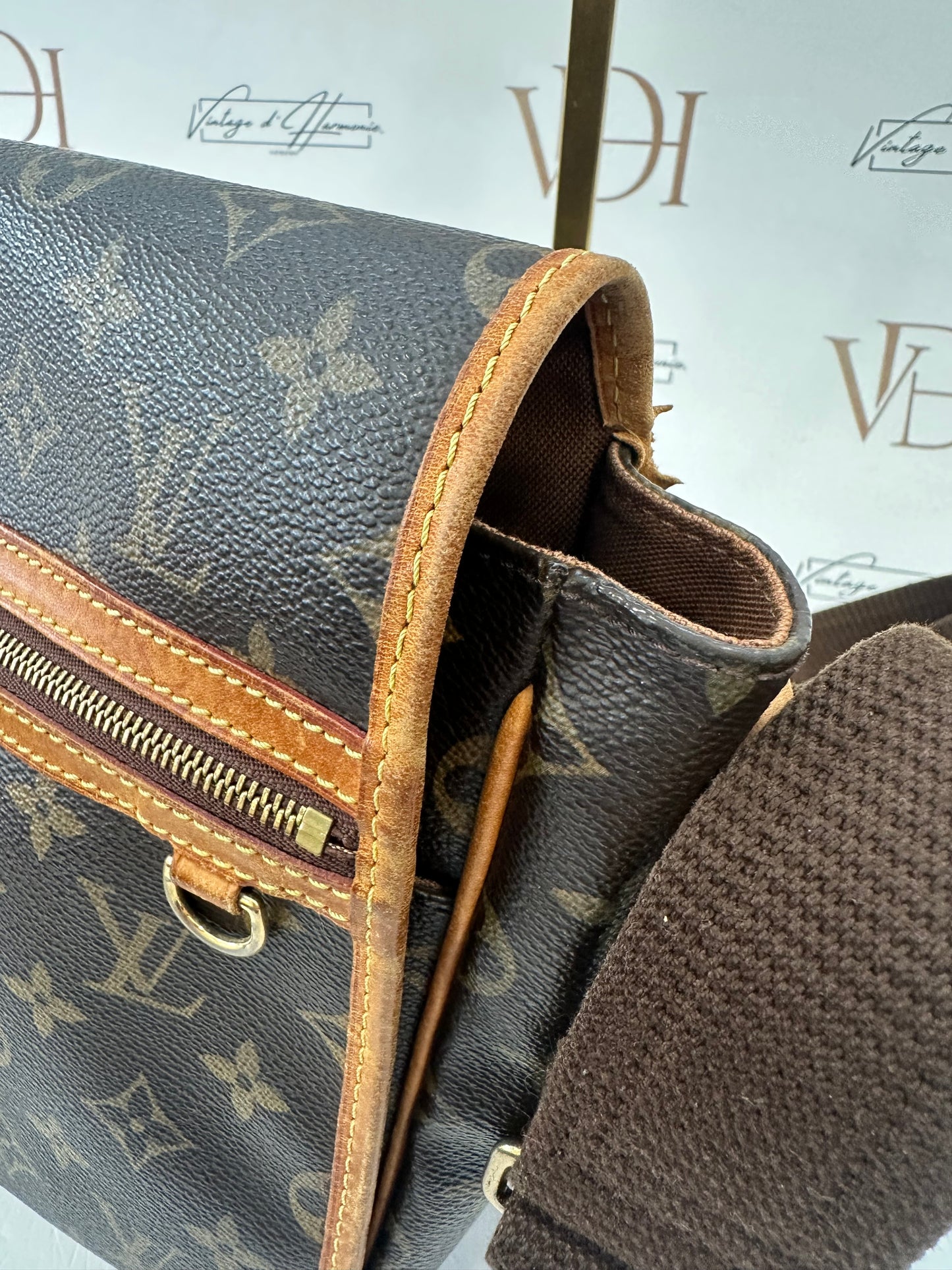 017795 - Louis Vuitton Messenger Bosphore PM