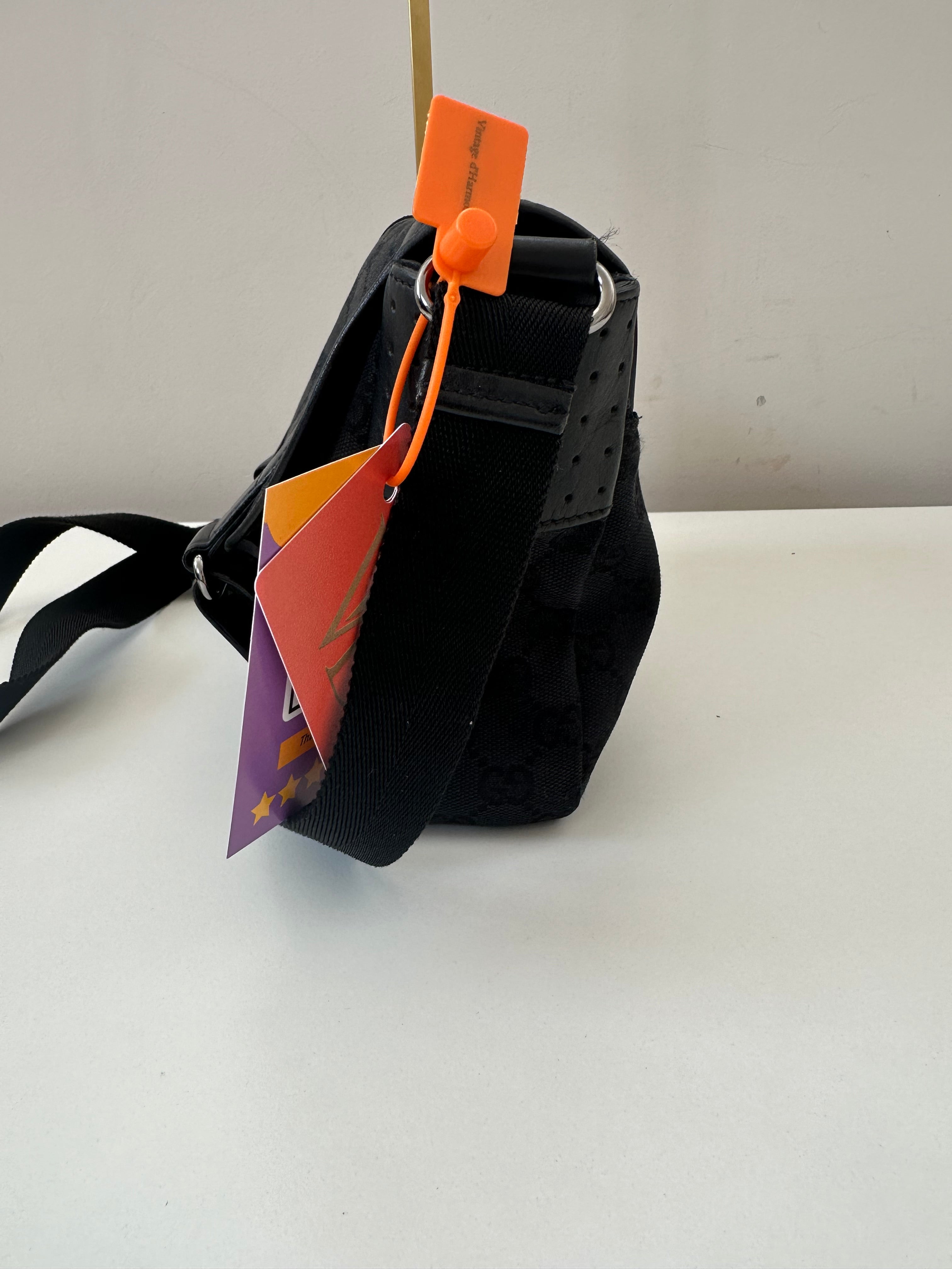 Gucci Messenger Black