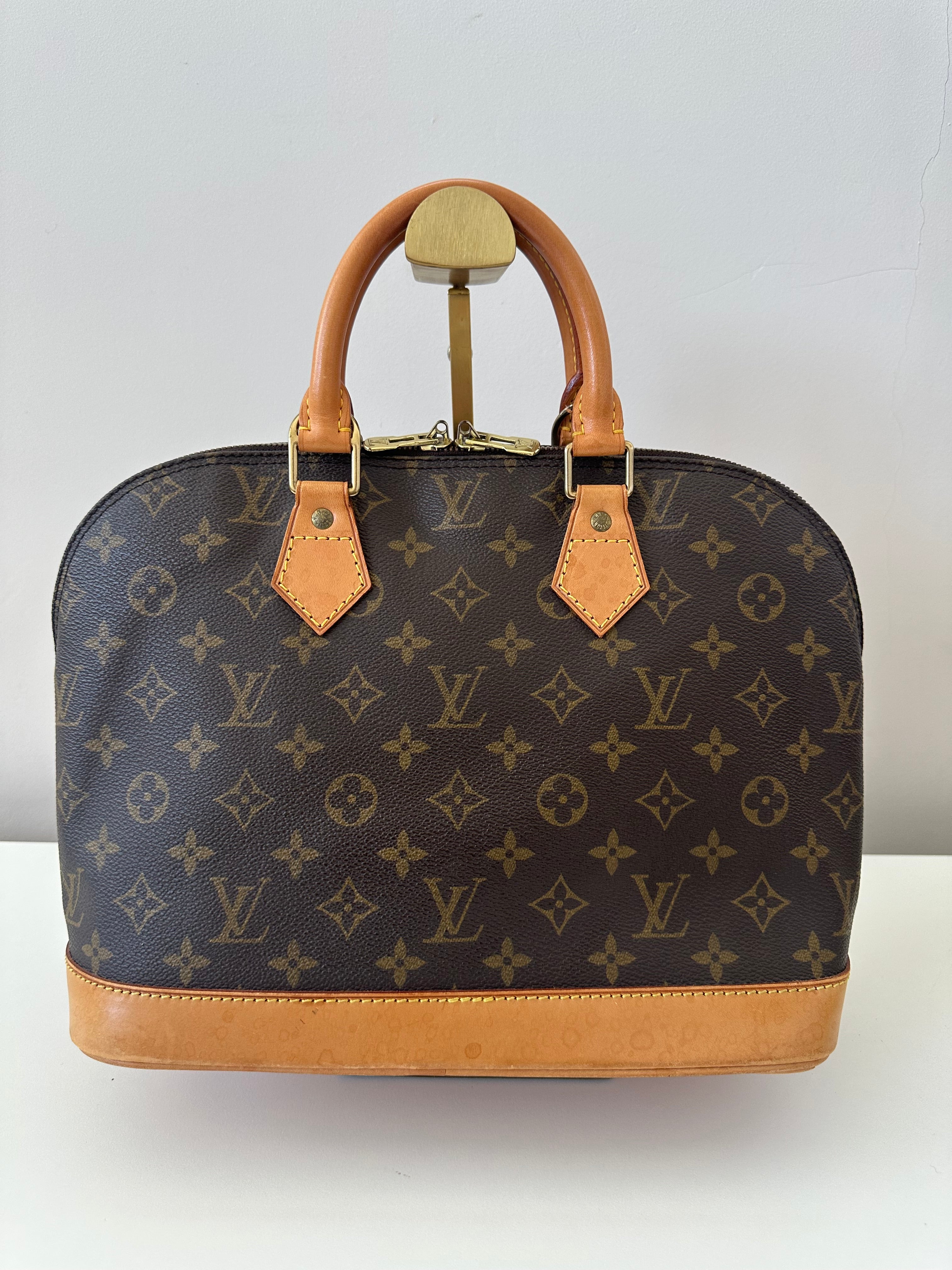 Louis Vuitton Alma