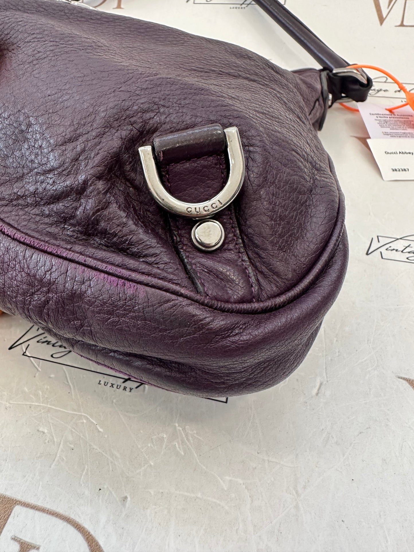 382387 - Gucci Abbey