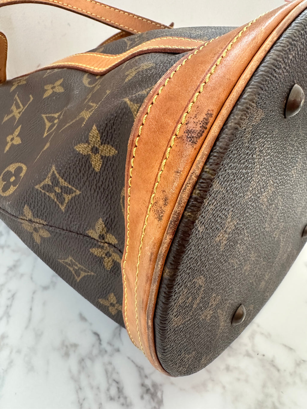 Louis Vuitton Bucket GM