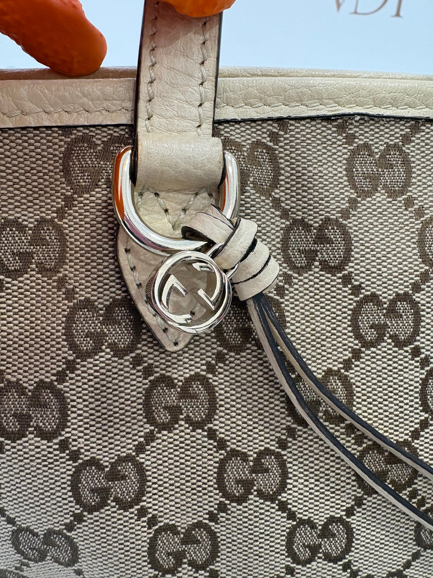 383204 - Gucci Bree