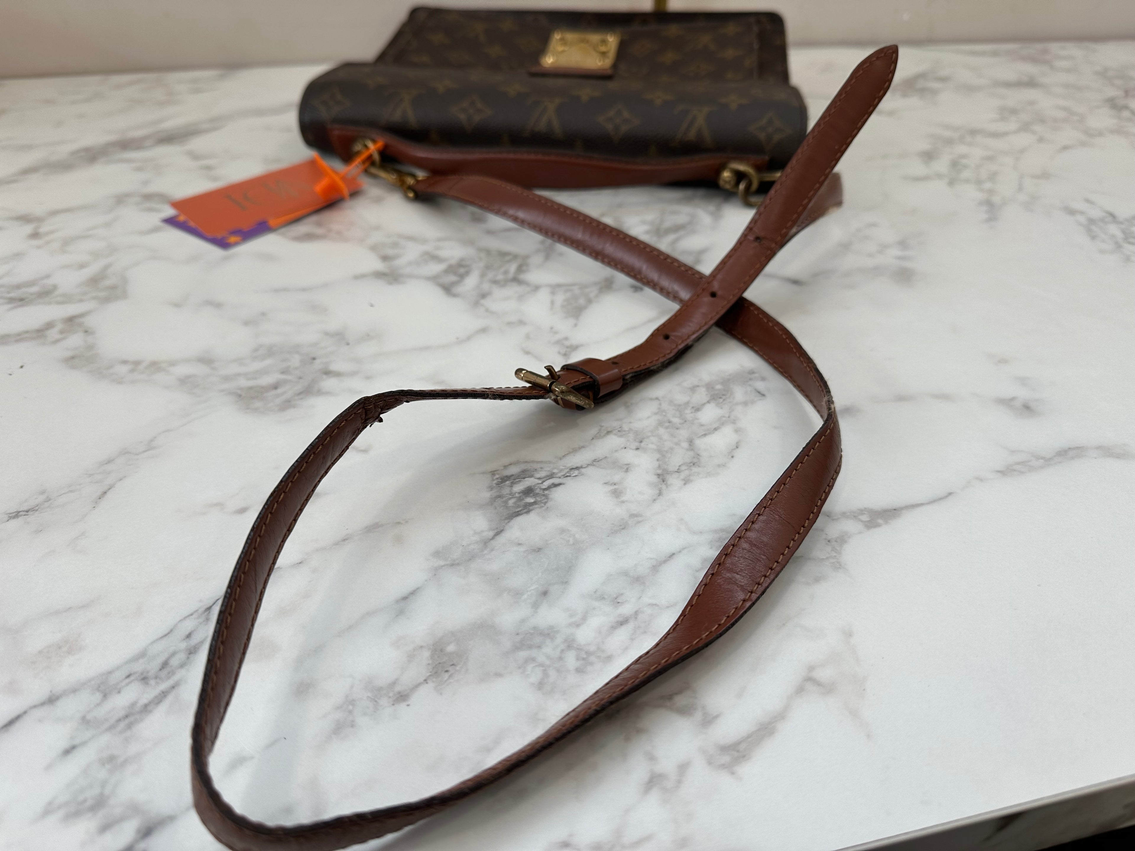 Louis Vuitton Monceau 28